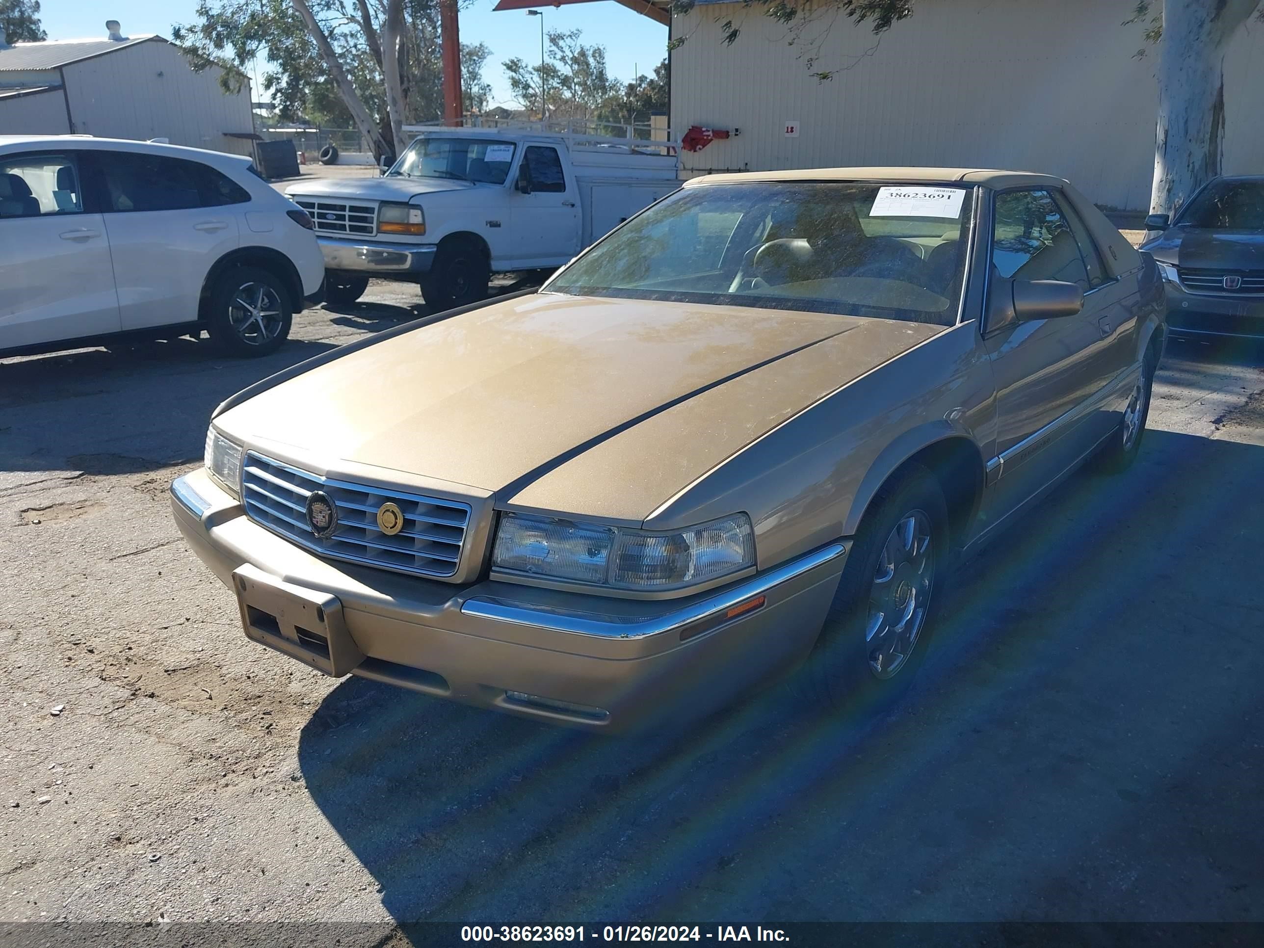 Photo 1 VIN: 1G6EL12Y4WU604239 - CADILLAC ELDORADO 