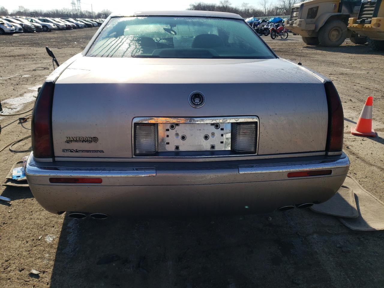 Photo 5 VIN: 1G6EL12Y6WU616800 - CADILLAC ELDORADO 