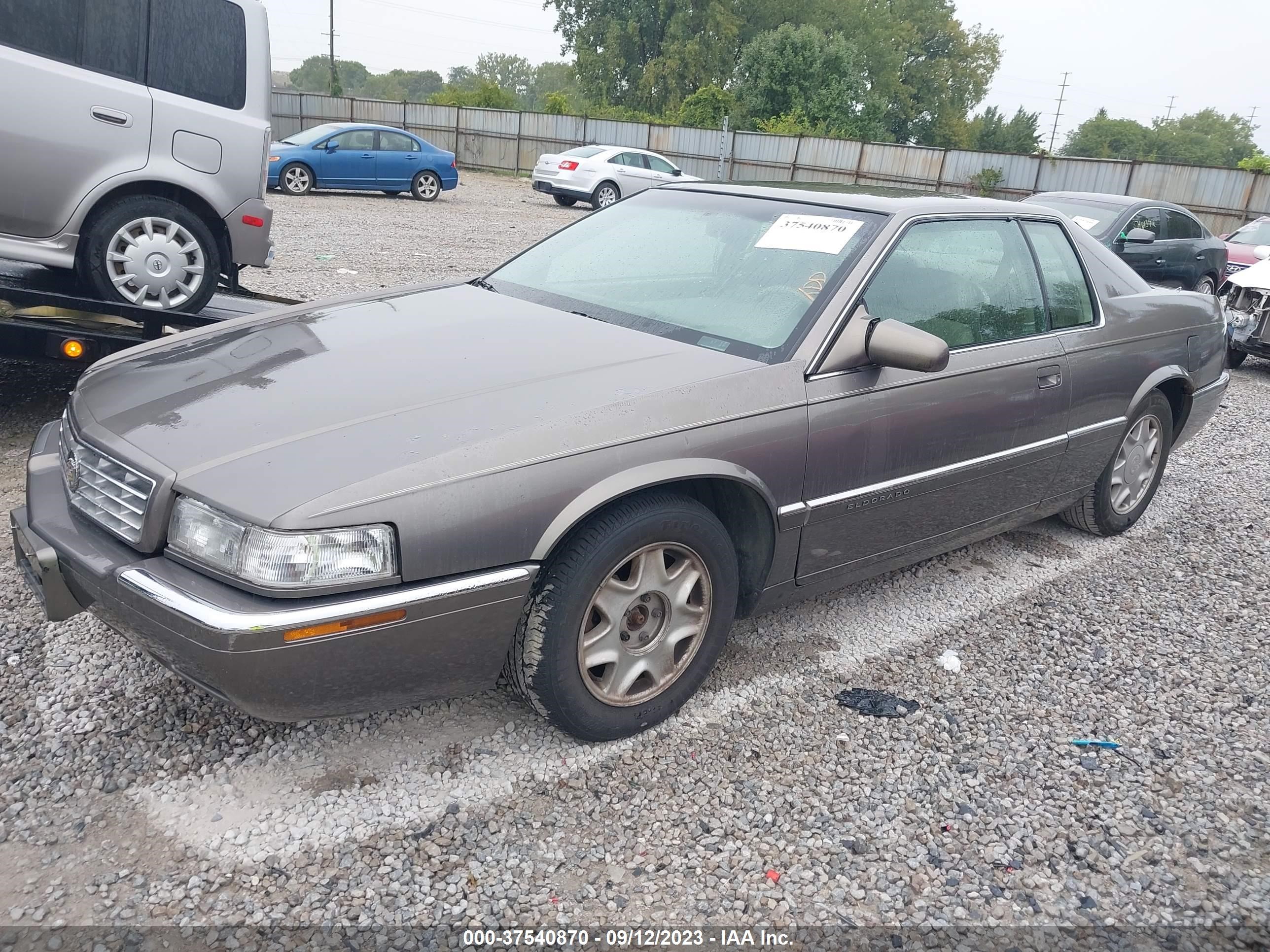 Photo 1 VIN: 1G6EL12Y6XU605328 - CADILLAC ELDORADO 