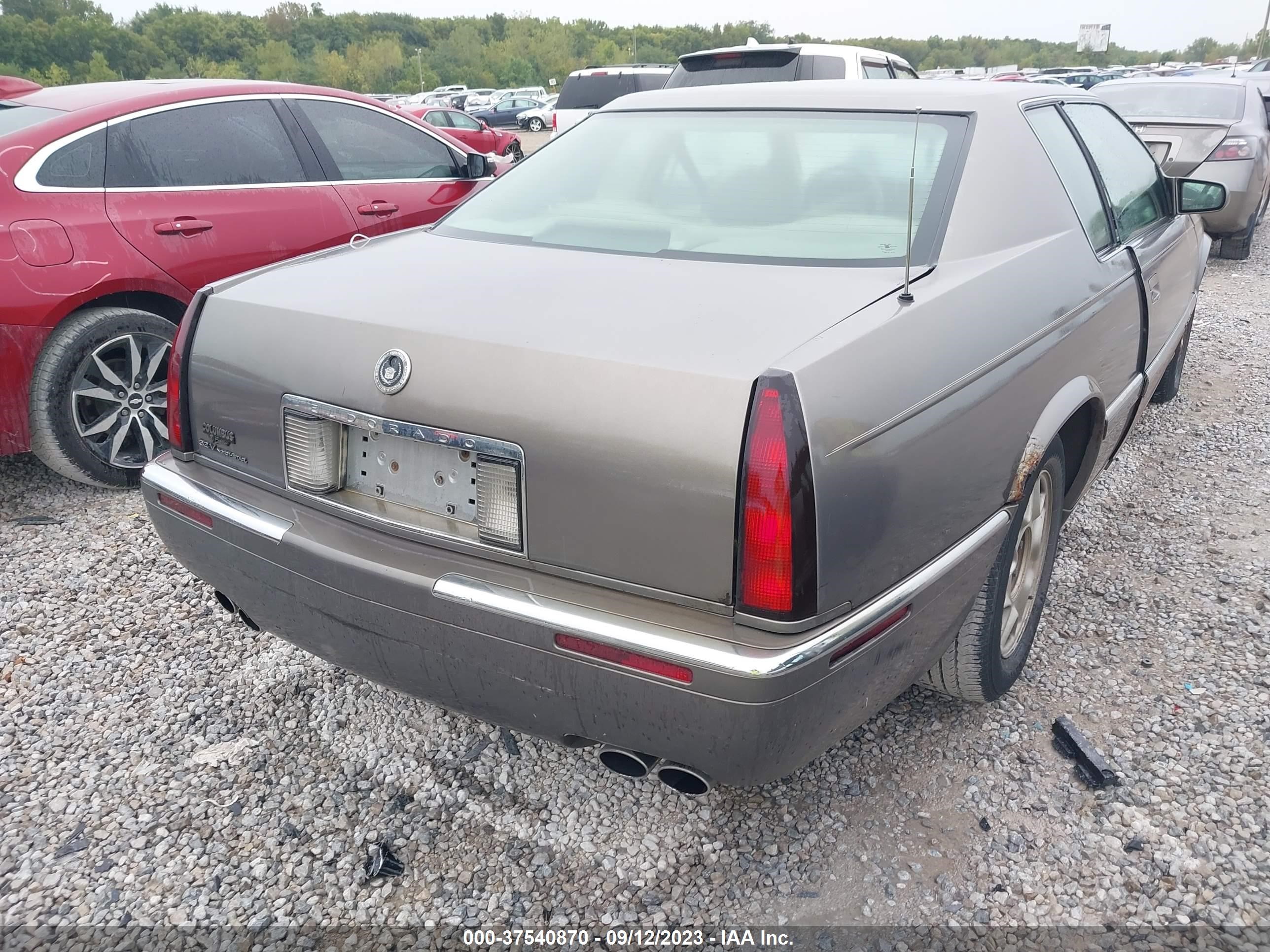 Photo 5 VIN: 1G6EL12Y6XU605328 - CADILLAC ELDORADO 