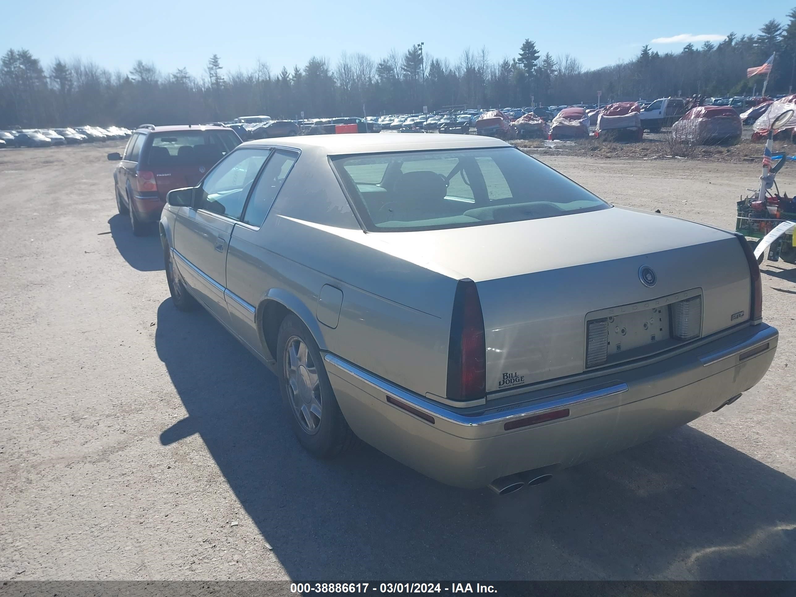 Photo 2 VIN: 1G6ET1292TU609458 - CADILLAC ELDORADO 