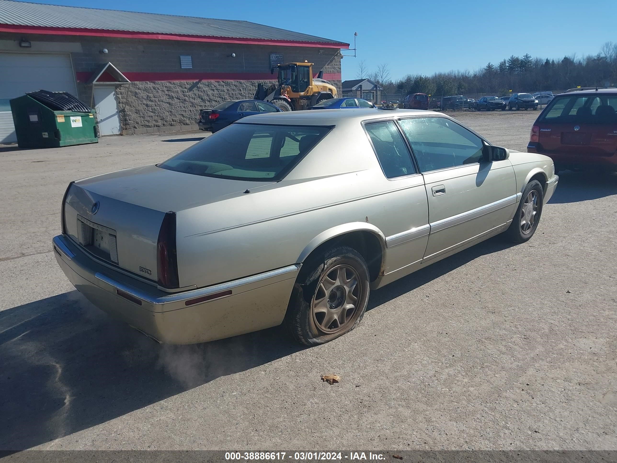 Photo 3 VIN: 1G6ET1292TU609458 - CADILLAC ELDORADO 