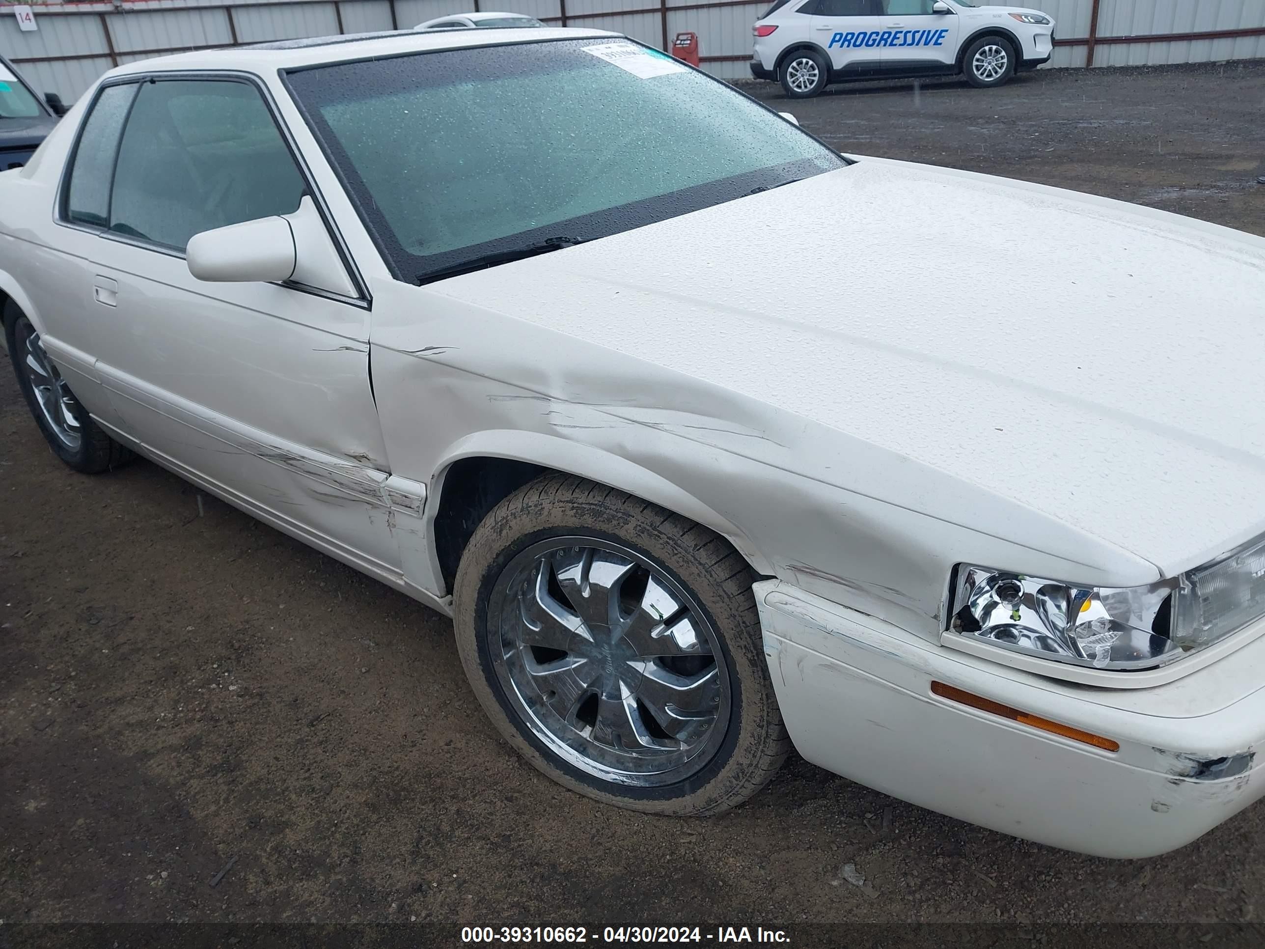 Photo 5 VIN: 1G6ET1297YU155411 - CADILLAC ELDORADO 