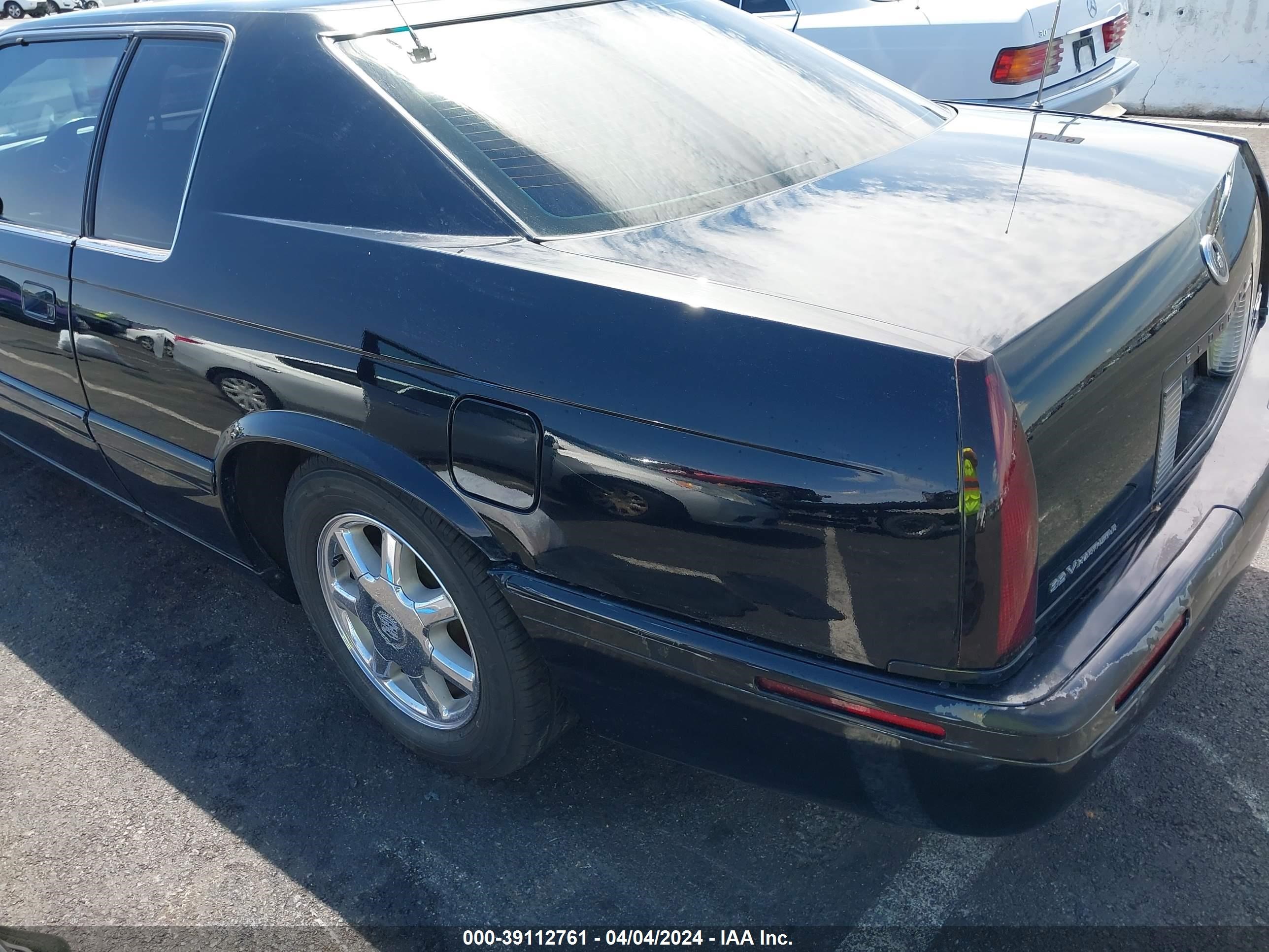 Photo 10 VIN: 1G6ET12981B110270 - CADILLAC ELDORADO 