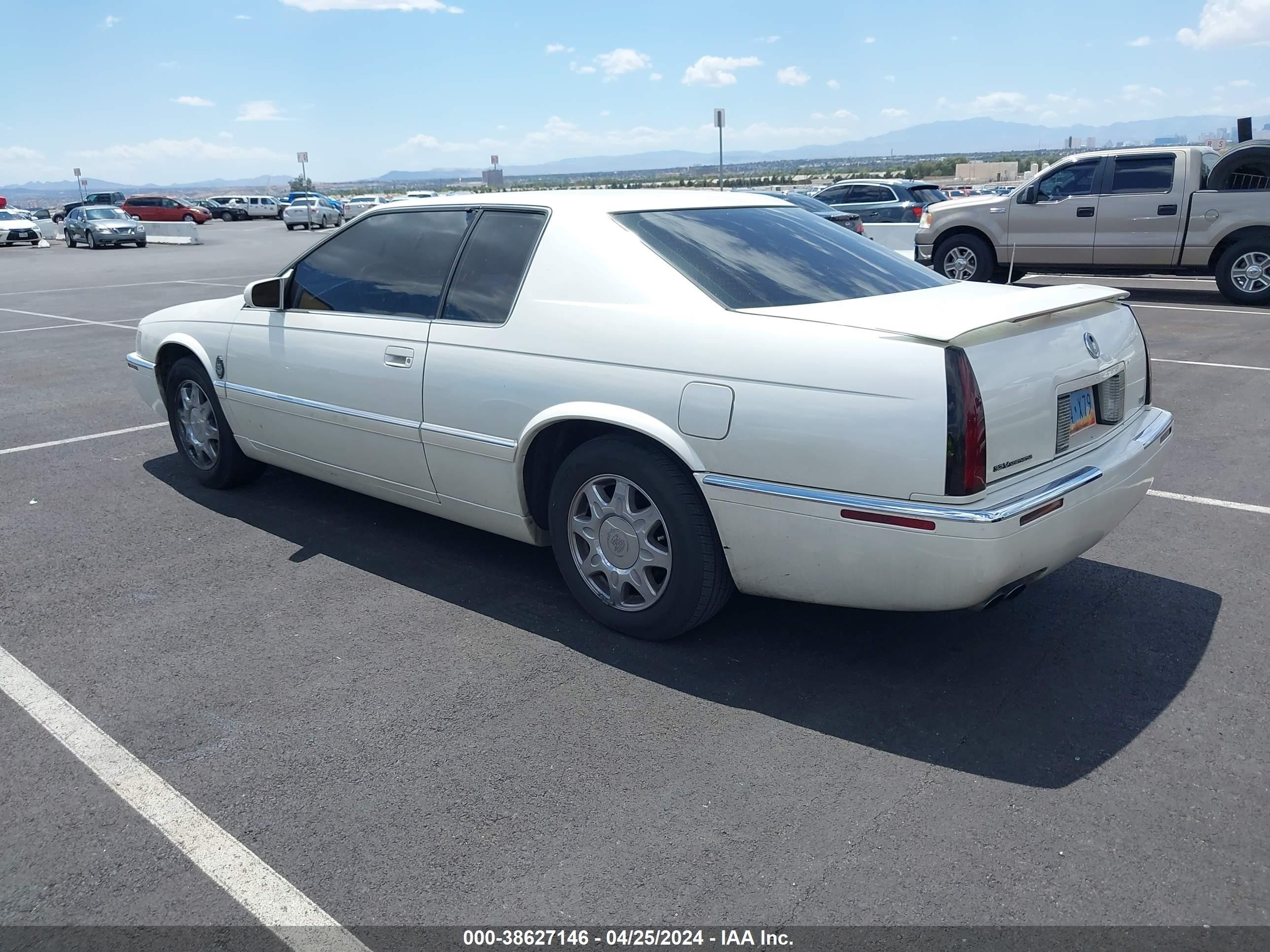 Photo 2 VIN: 1G6ET129XVU619044 - CADILLAC ELDORADO 