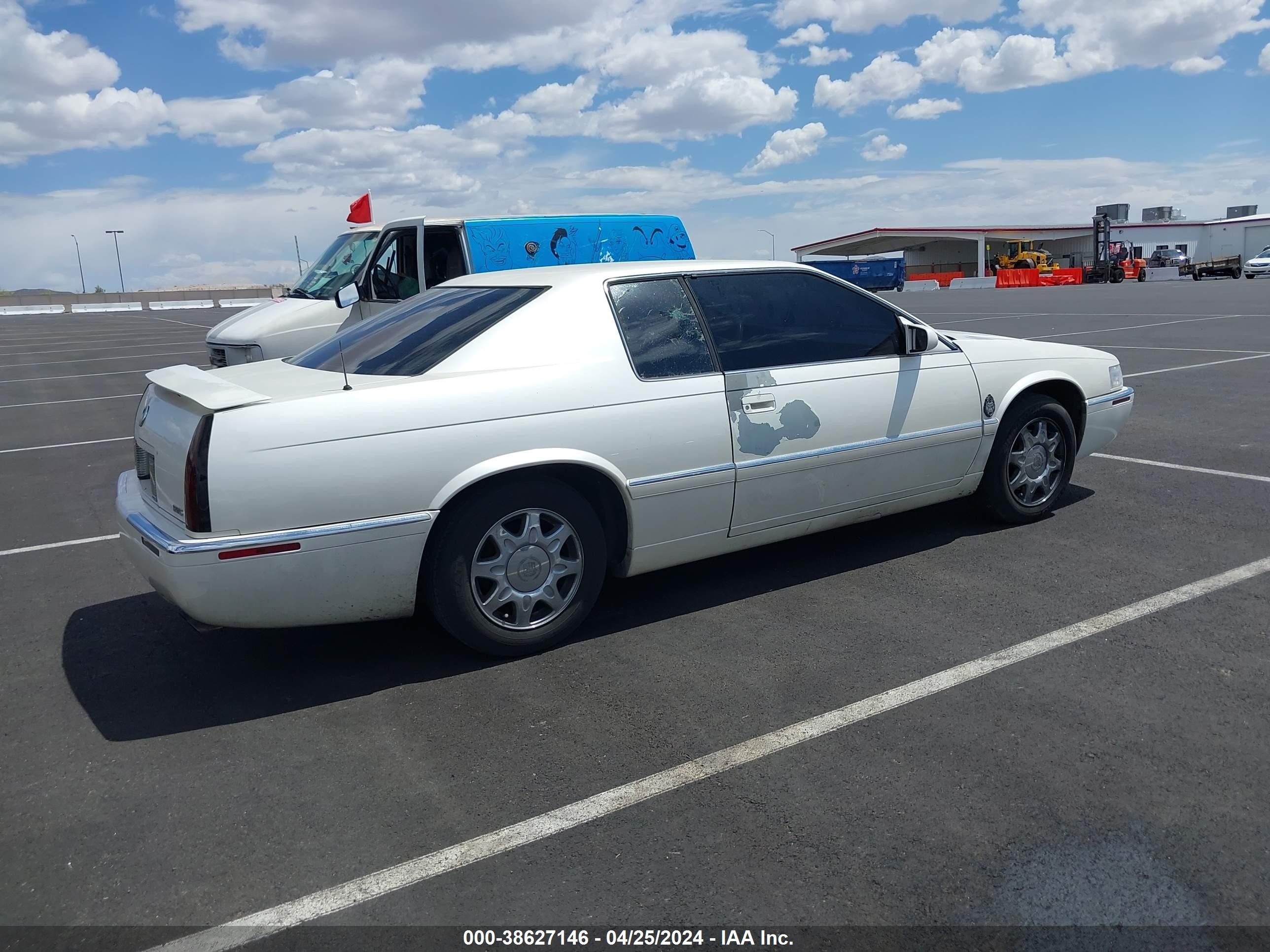 Photo 3 VIN: 1G6ET129XVU619044 - CADILLAC ELDORADO 