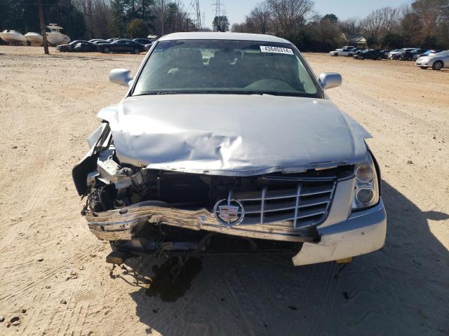 Photo 4 VIN: 1G6KA5E69BU125982 - CADILLAC DTS 