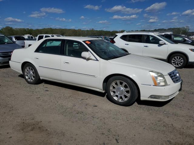 Photo 3 VIN: 1G6KA5EY1AU133140 - CADILLAC DTS 