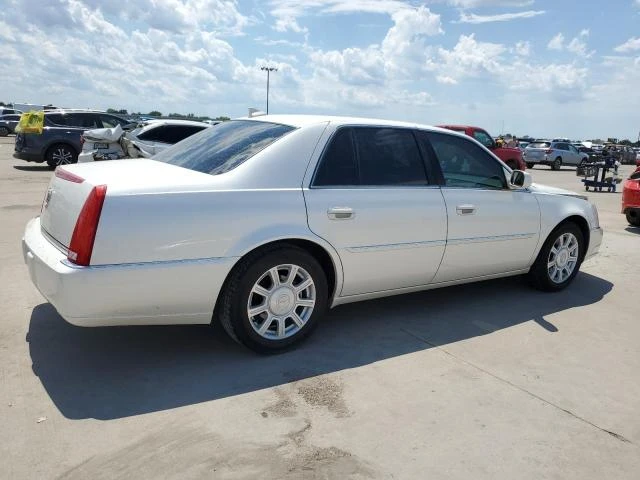 Photo 2 VIN: 1G6KA5EY5AU133318 - CADILLAC DTS 