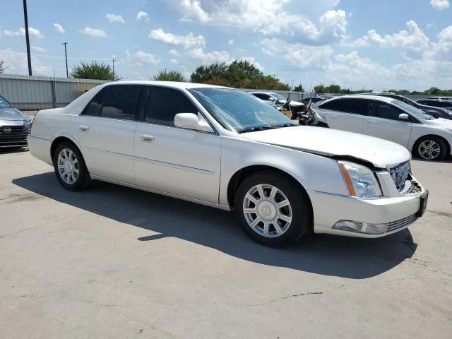 Photo 3 VIN: 1G6KA5EY5AU133318 - CADILLAC DTS 