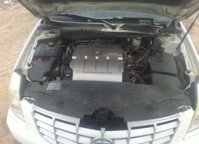 Photo 9 VIN: 1G6KA5EY6AU123011 - CADILLAC DTS 