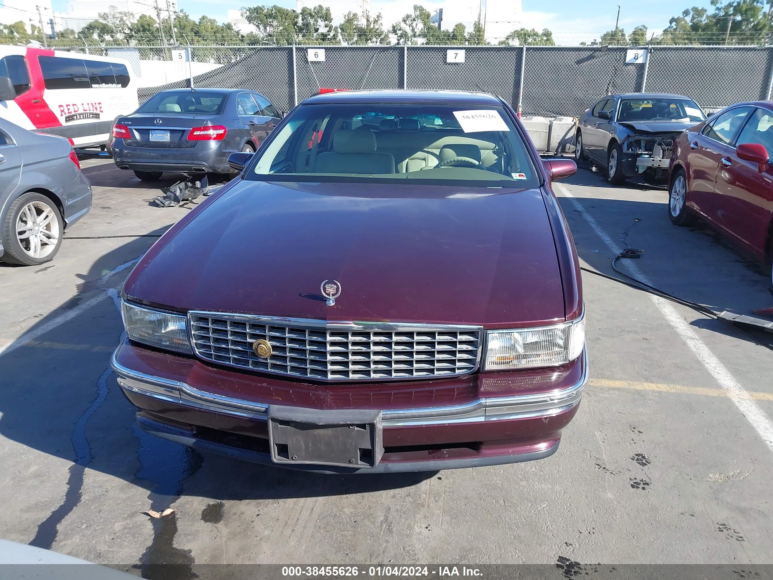 Photo 5 VIN: 1G6KD52B7RU272059 - CADILLAC DE VILLE 