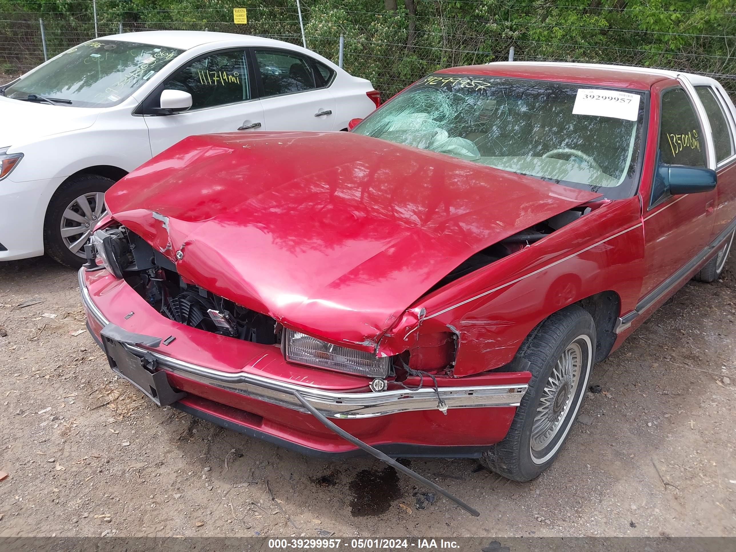 Photo 5 VIN: 1G6KD52B9SU250733 - CADILLAC DE VILLE 