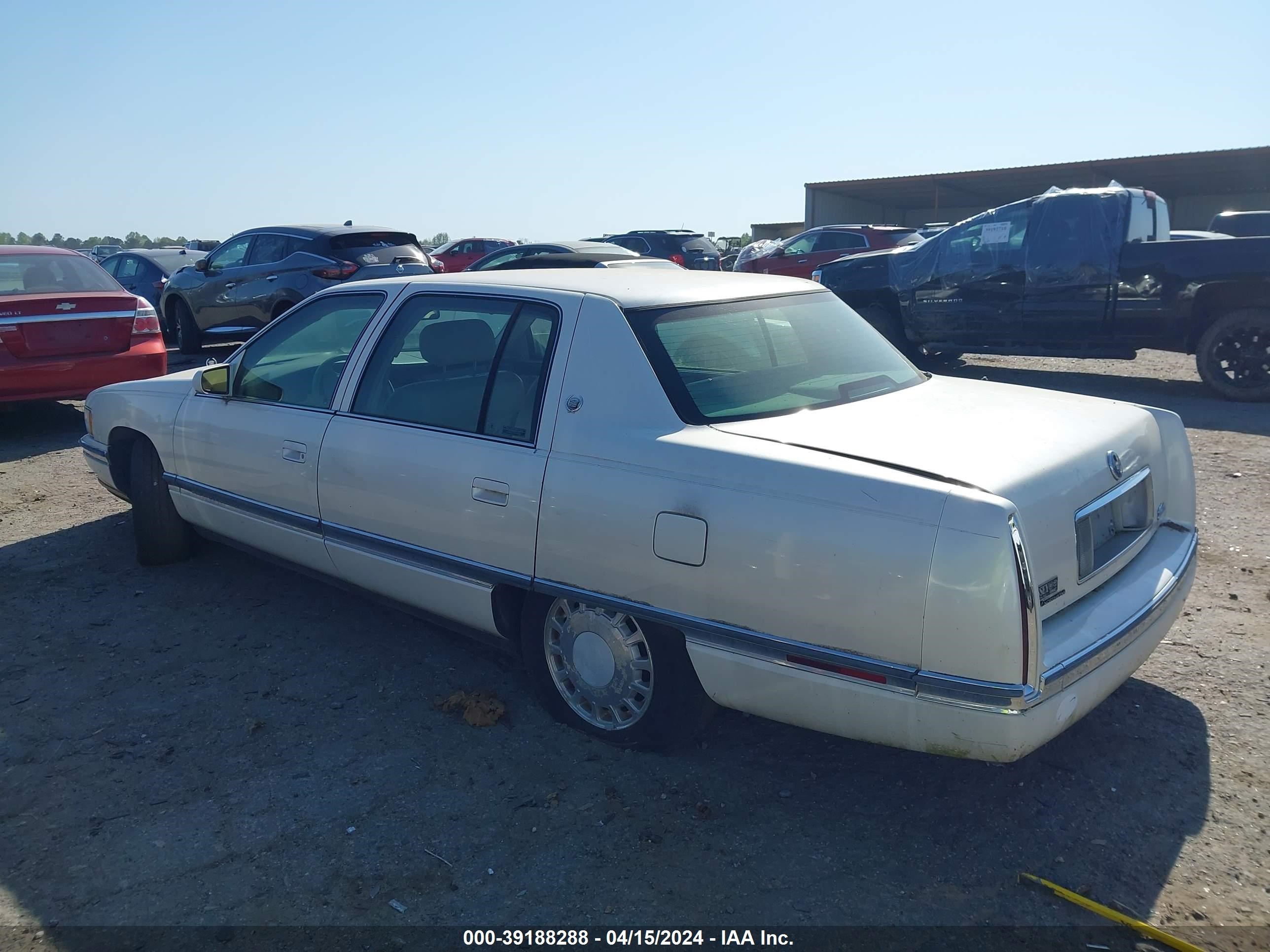 Photo 2 VIN: 1G6KD52Y5TU235801 - CADILLAC DE VILLE 