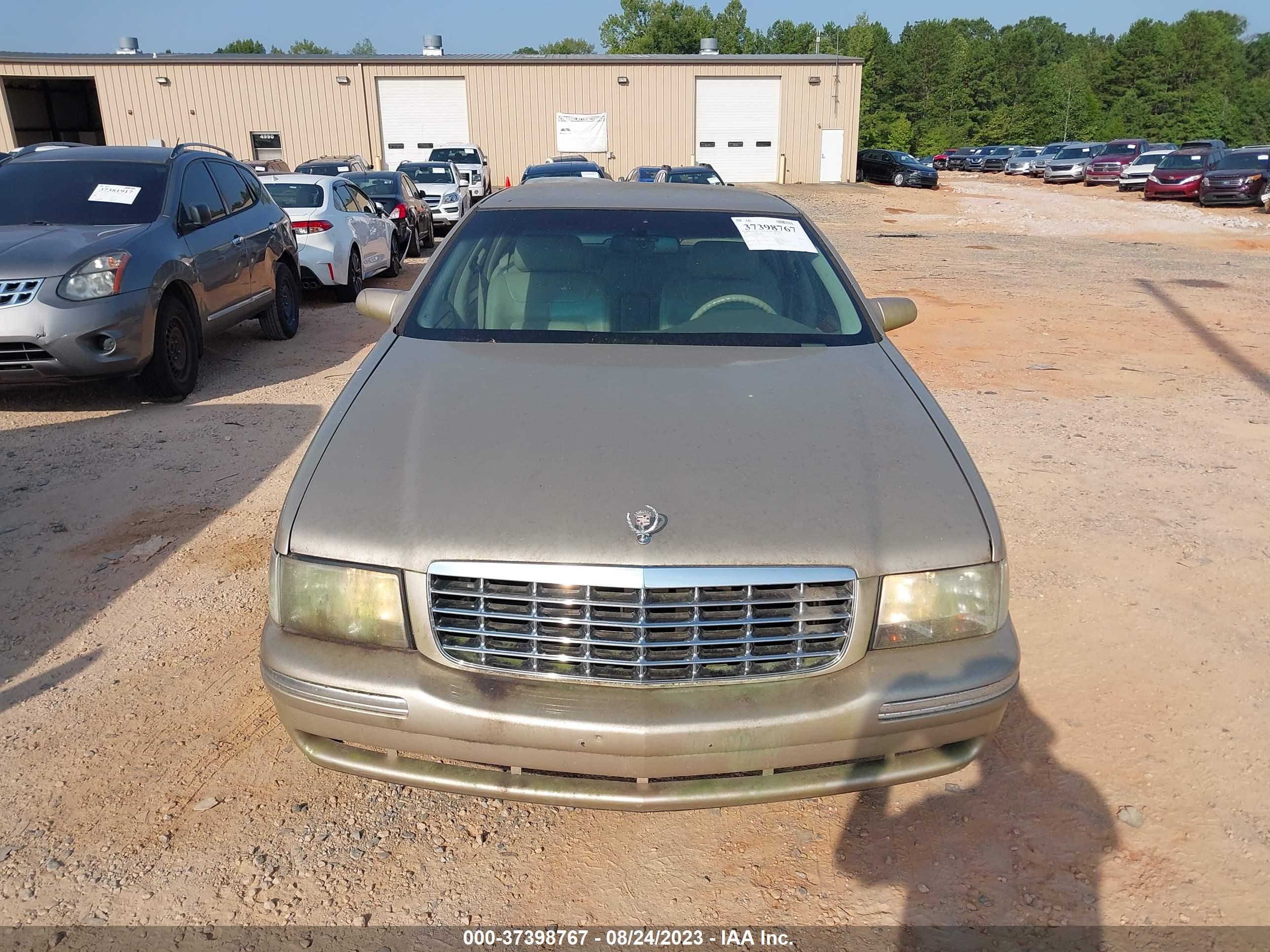 Photo 5 VIN: 1G6KD52YXVU215160 - CADILLAC DE VILLE 