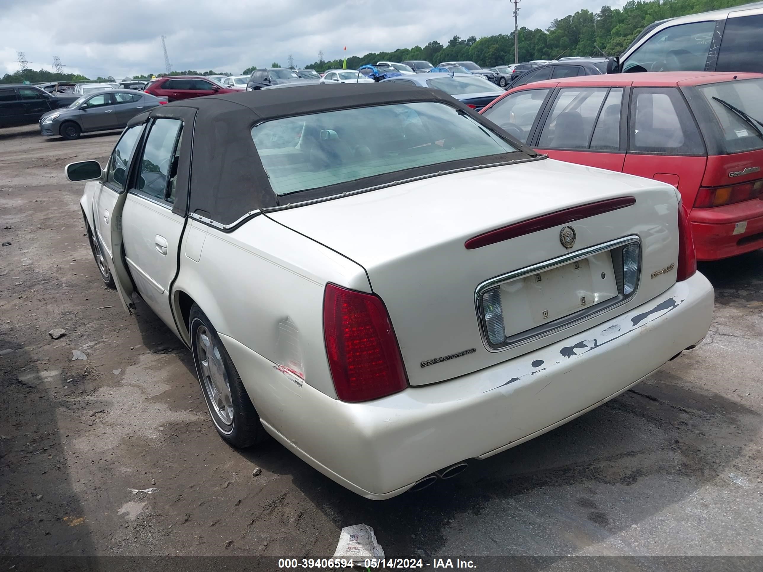 Photo 2 VIN: 1G6KD54Y01U162623 - CADILLAC DE VILLE 