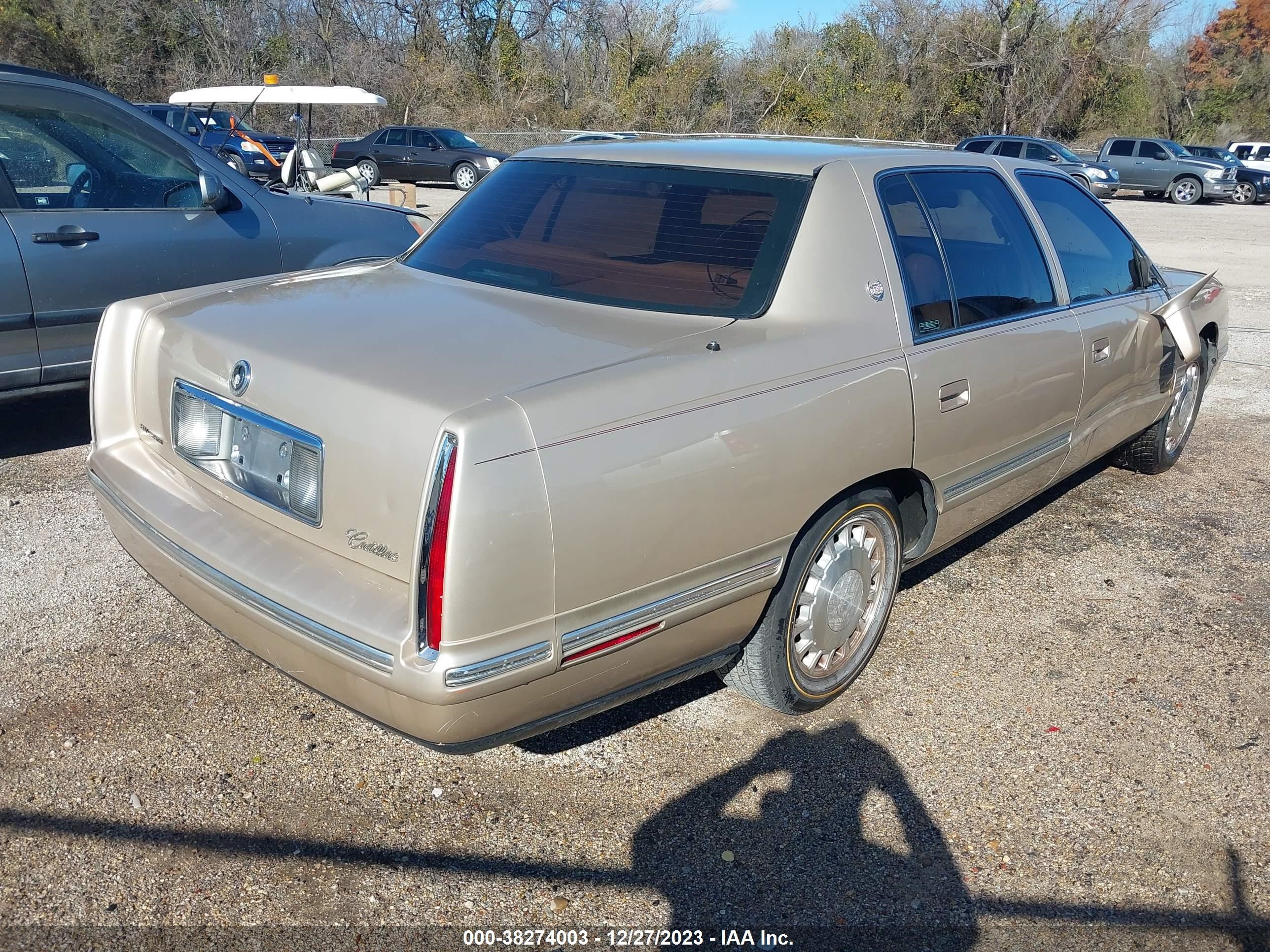 Photo 3 VIN: 1G6KD54Y0VU285733 - CADILLAC DE VILLE 