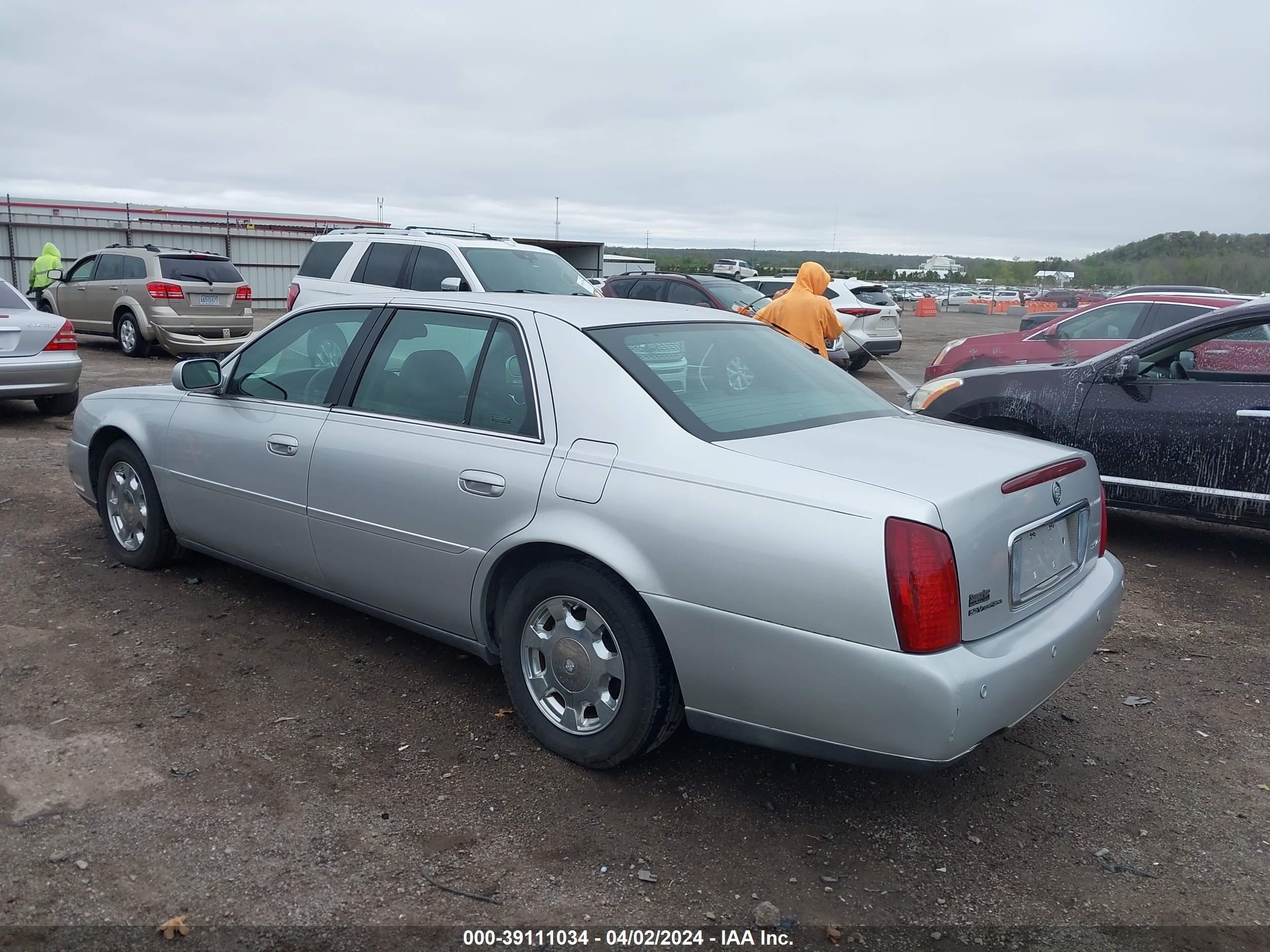 Photo 2 VIN: 1G6KD54Y11U291213 - CADILLAC DE VILLE 