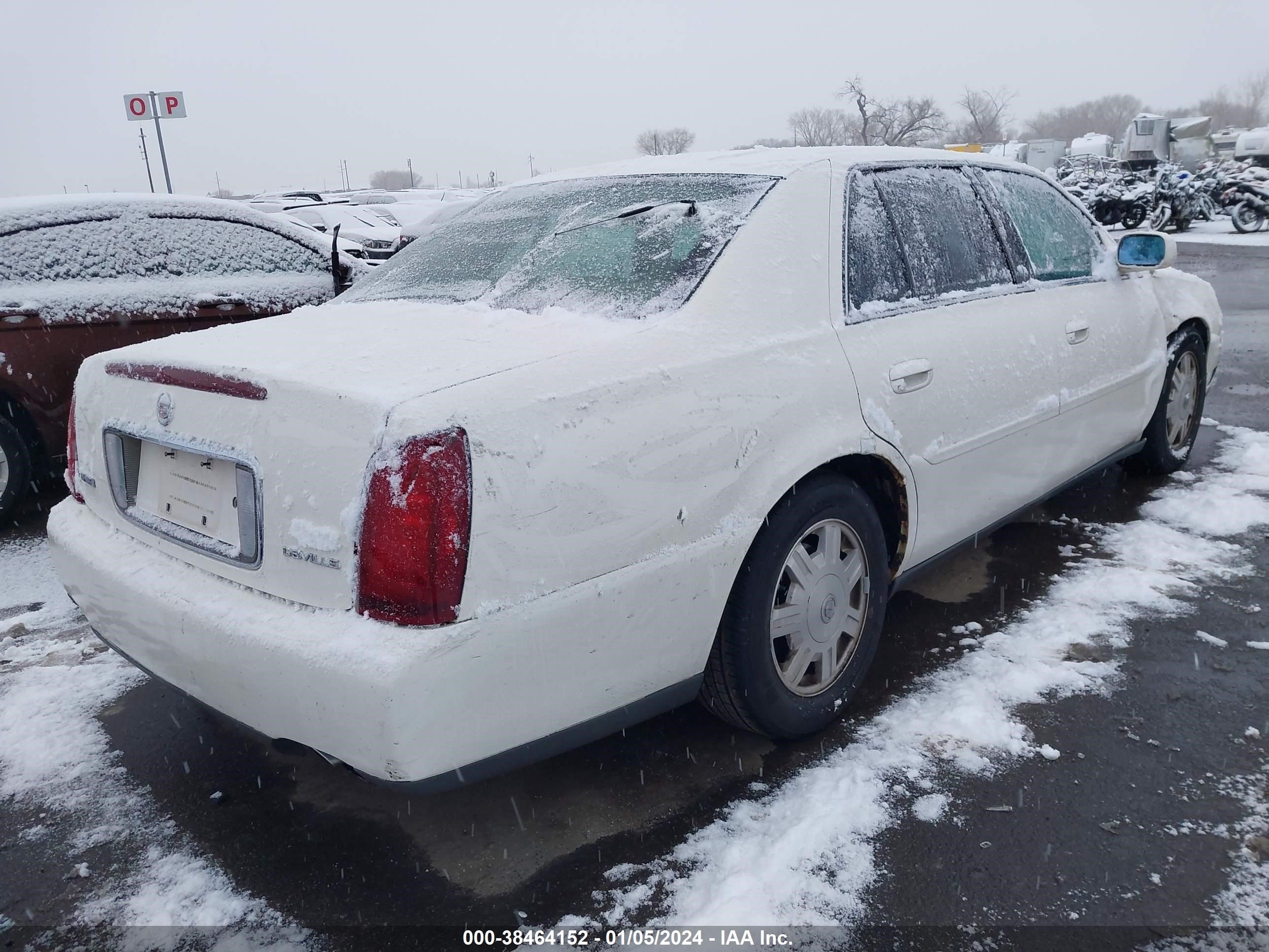 Photo 3 VIN: 1G6KD54Y14U169391 - CADILLAC DE VILLE 