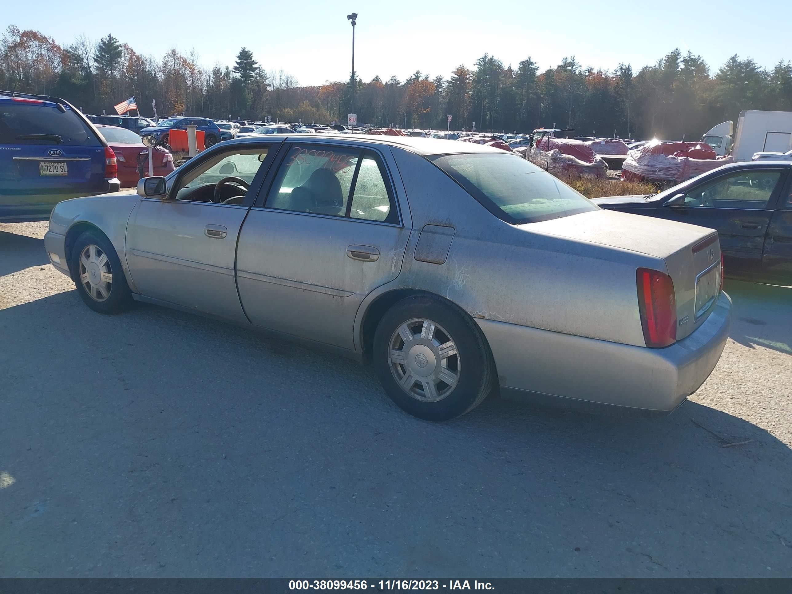 Photo 2 VIN: 1G6KD54Y14U207007 - CADILLAC DE VILLE 