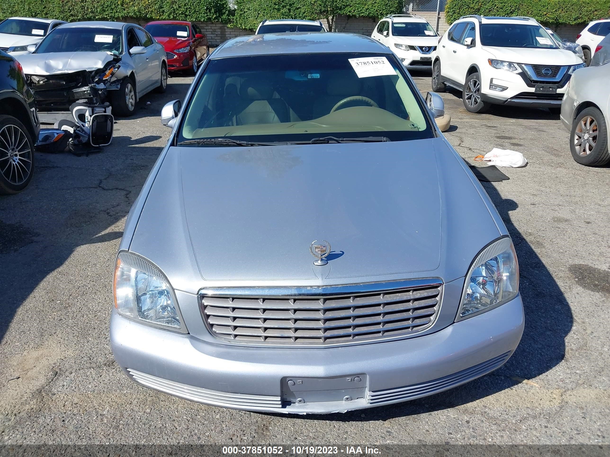 Photo 12 VIN: 1G6KD54Y15U261022 - CADILLAC DE VILLE 