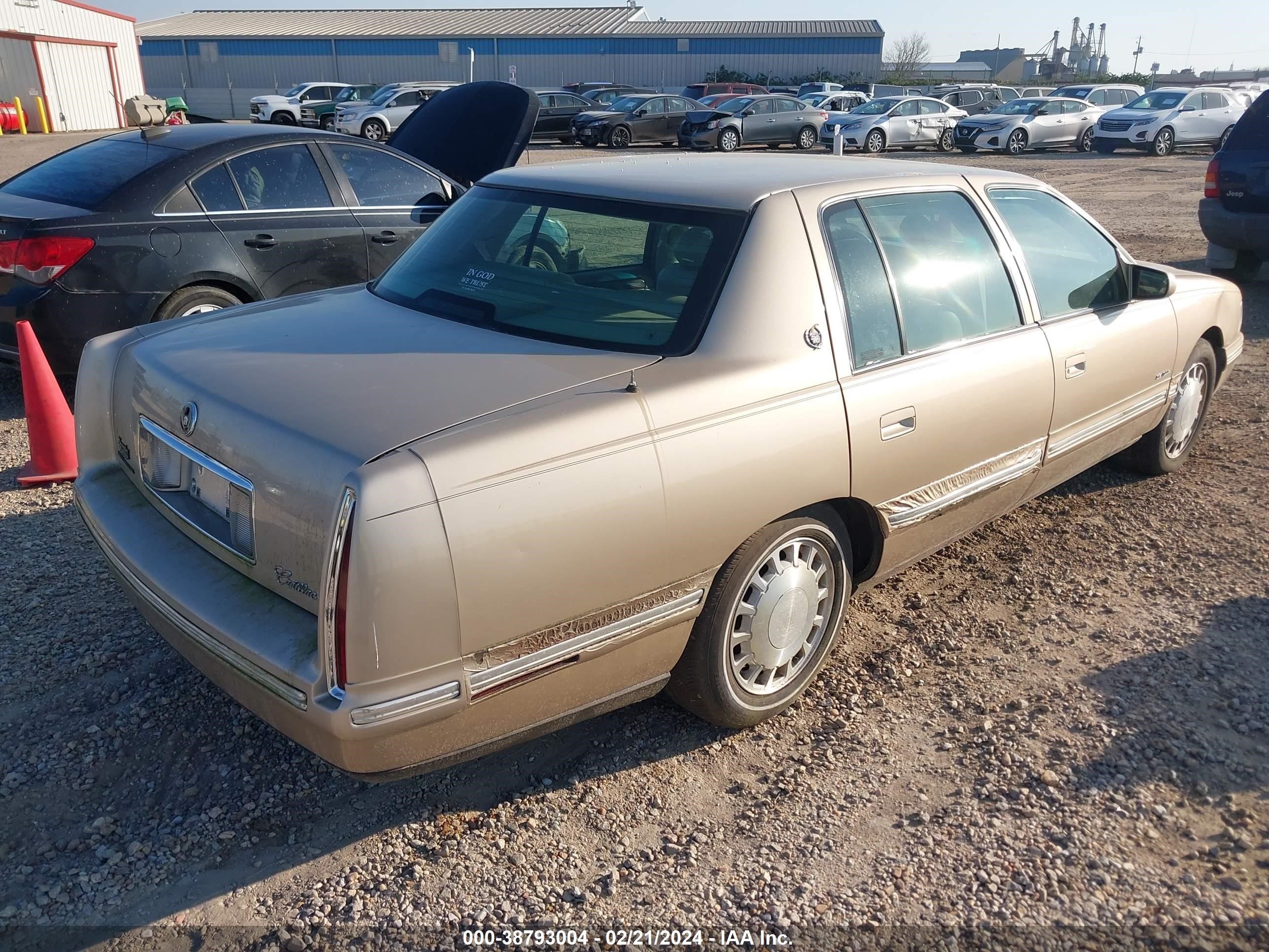 Photo 3 VIN: 1G6KD54Y1WU807934 - CADILLAC DE VILLE 