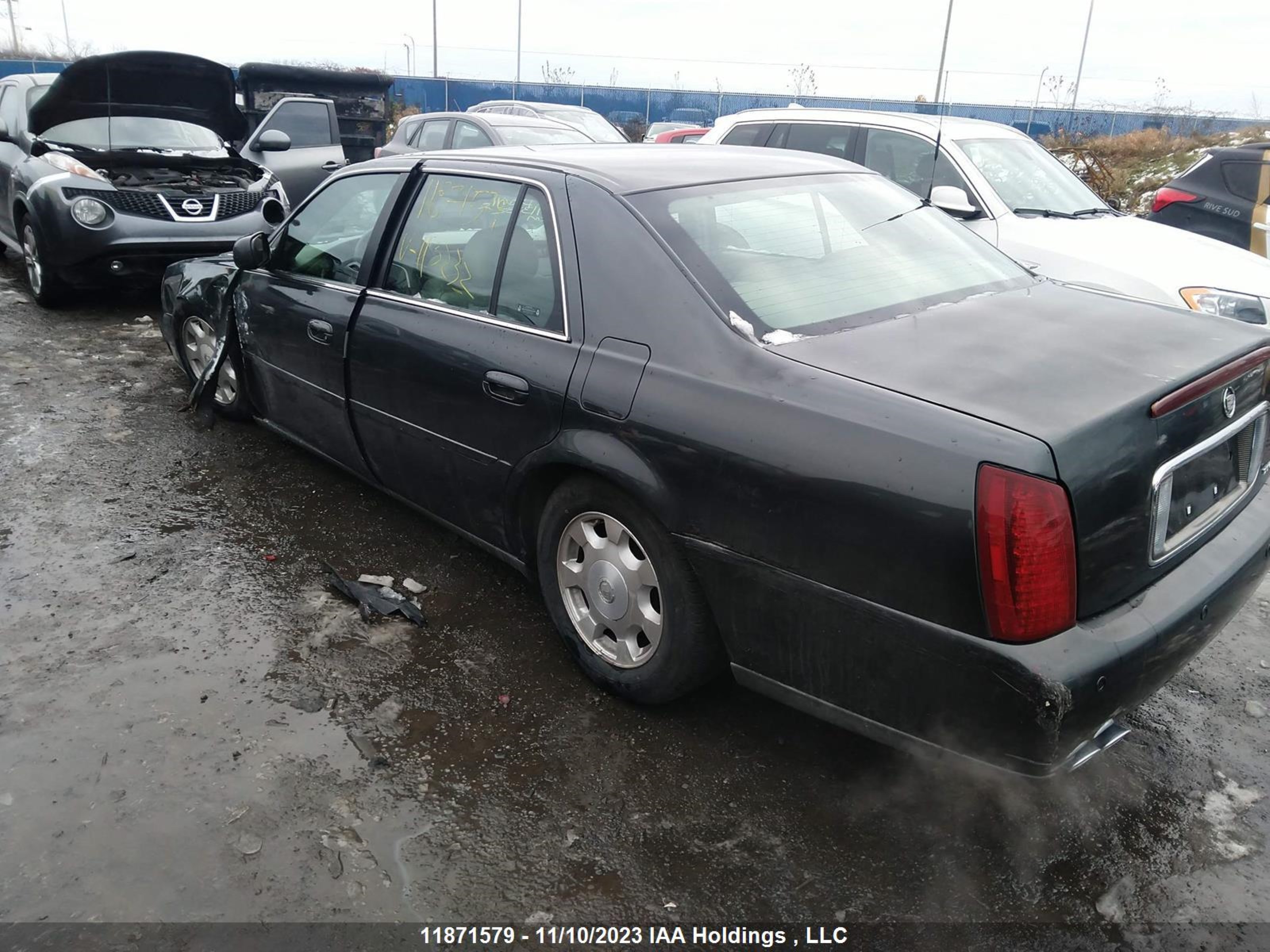 Photo 2 VIN: 1G6KD54Y22U113232 - CADILLAC DE VILLE 