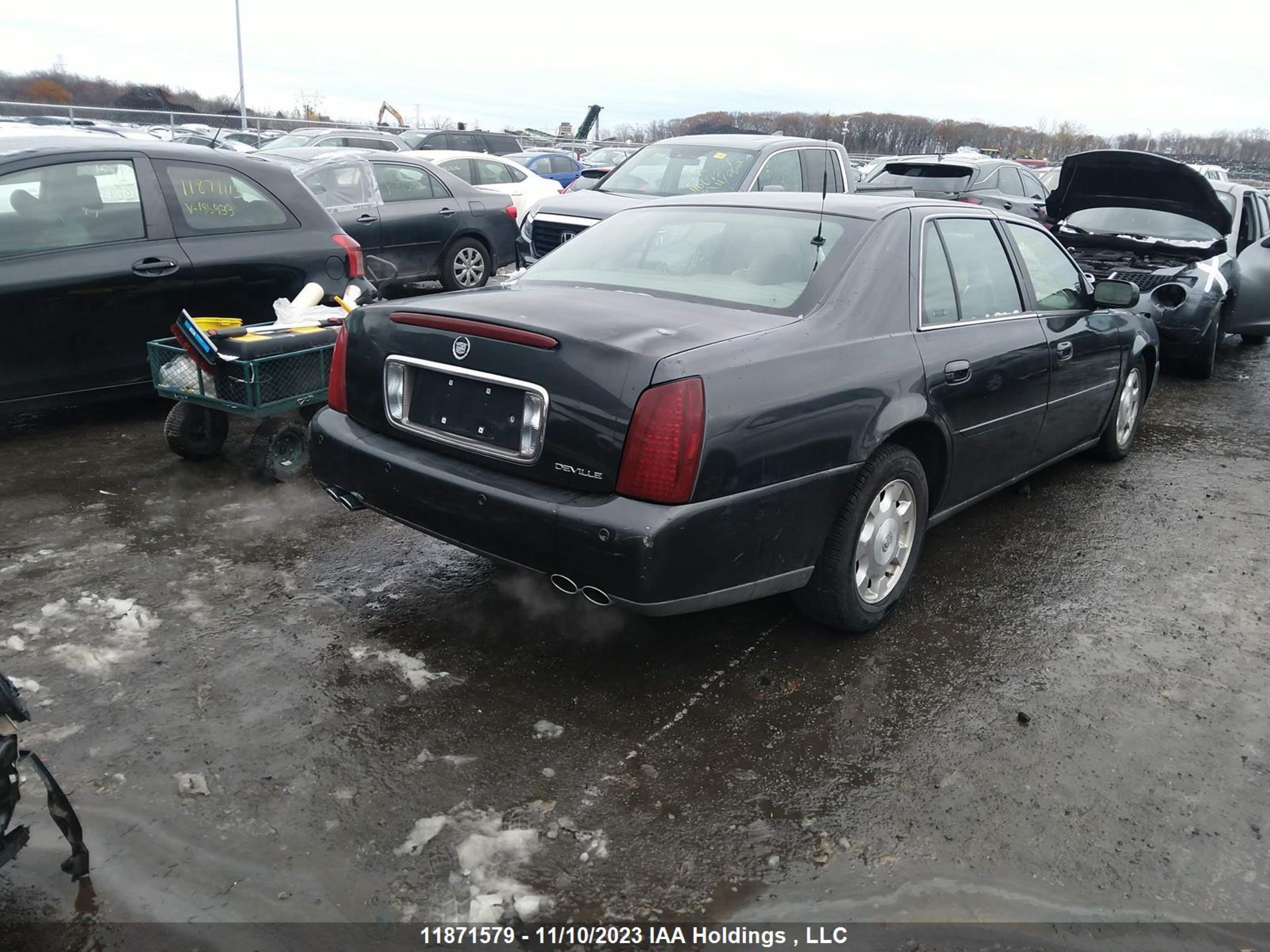 Photo 3 VIN: 1G6KD54Y22U113232 - CADILLAC DE VILLE 