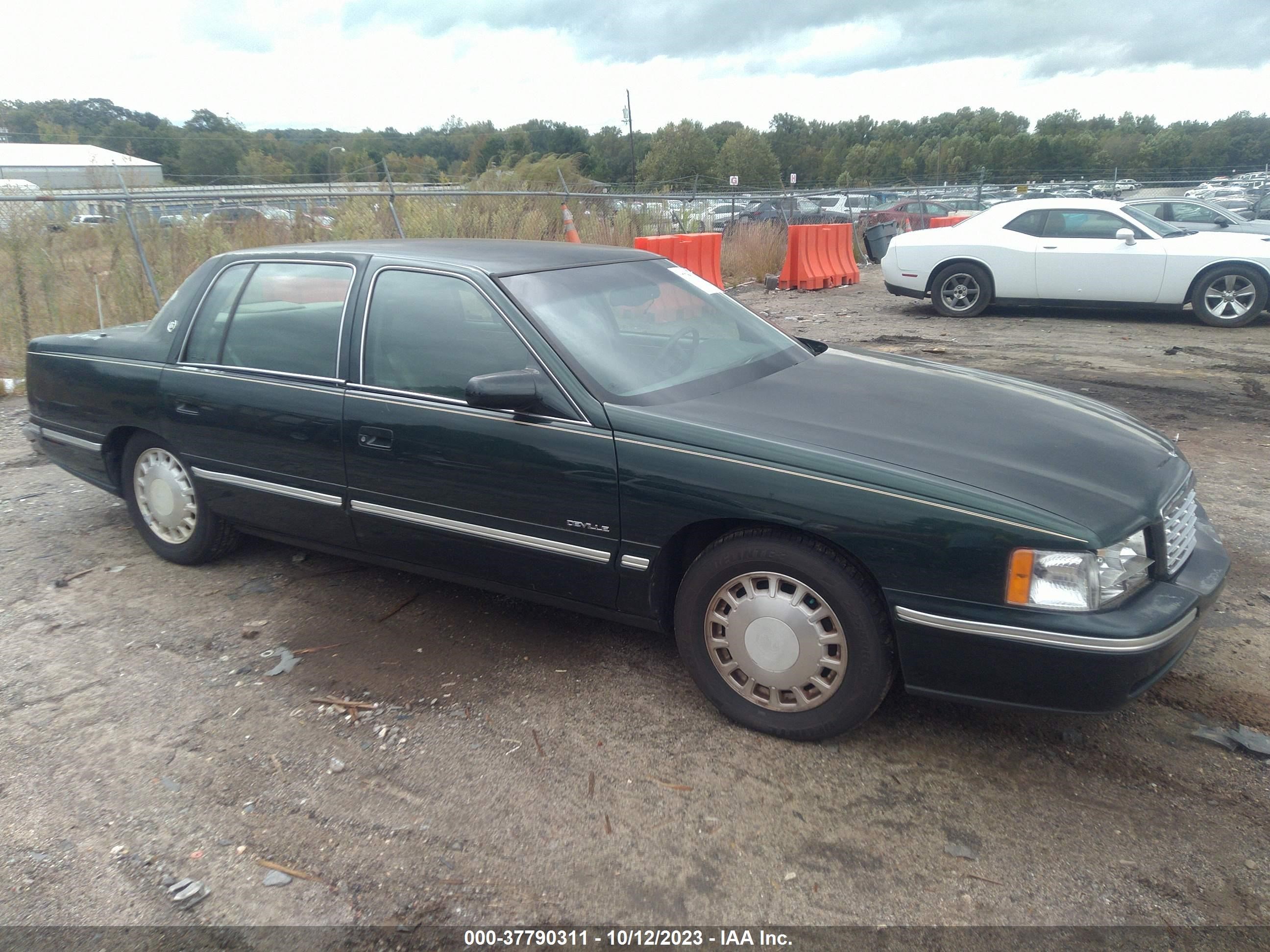 Photo 0 VIN: 1G6KD54Y2XU750497 - CADILLAC DE VILLE 