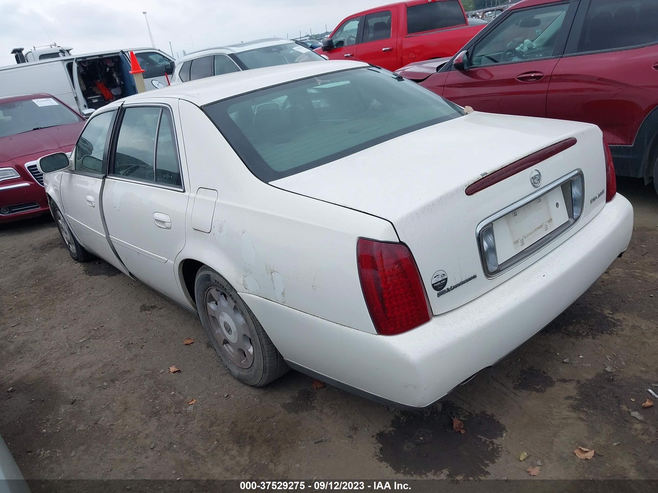 Photo 3 VIN: 1G6KD54Y32U302892 - CADILLAC DE VILLE 