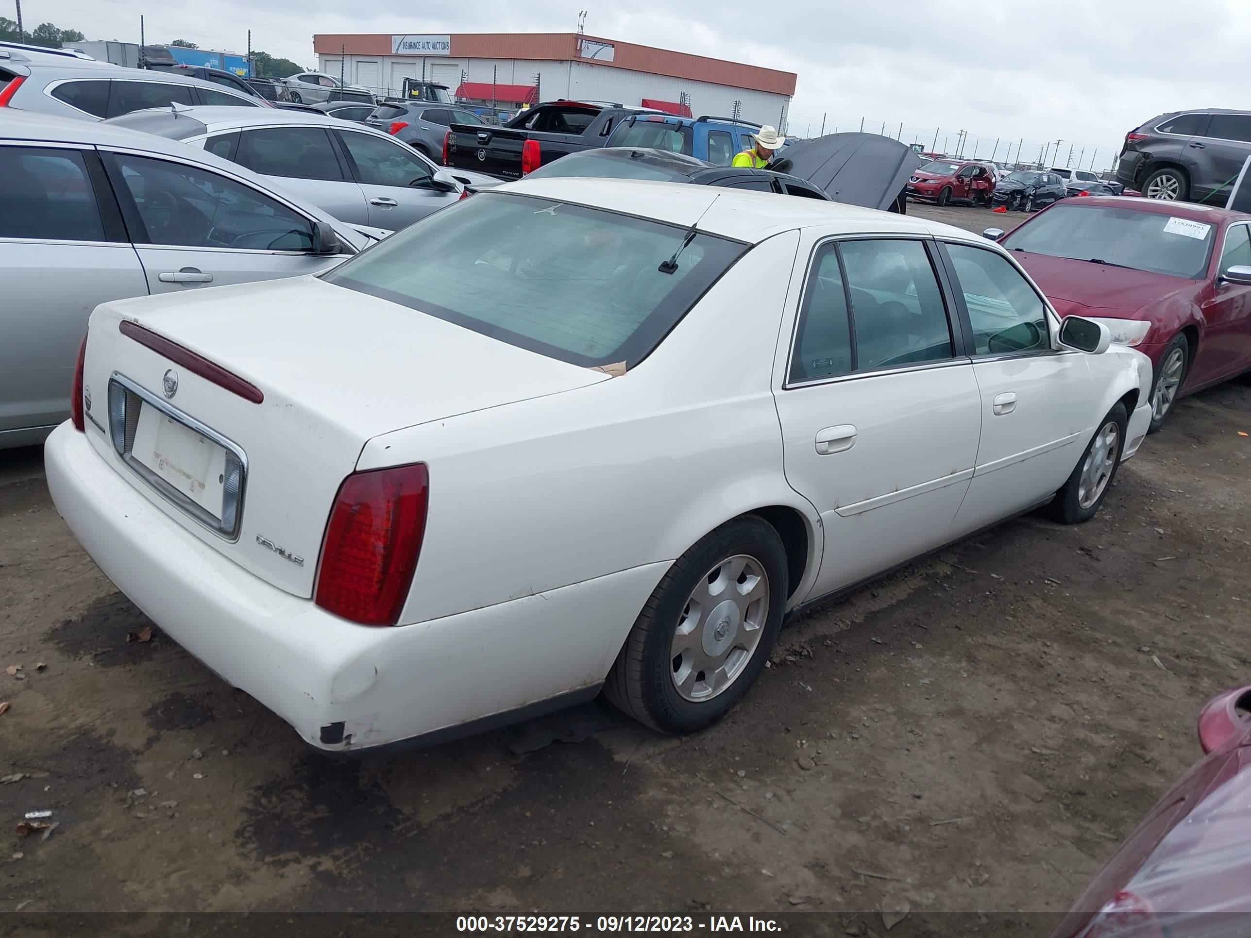 Photo 4 VIN: 1G6KD54Y32U302892 - CADILLAC DE VILLE 