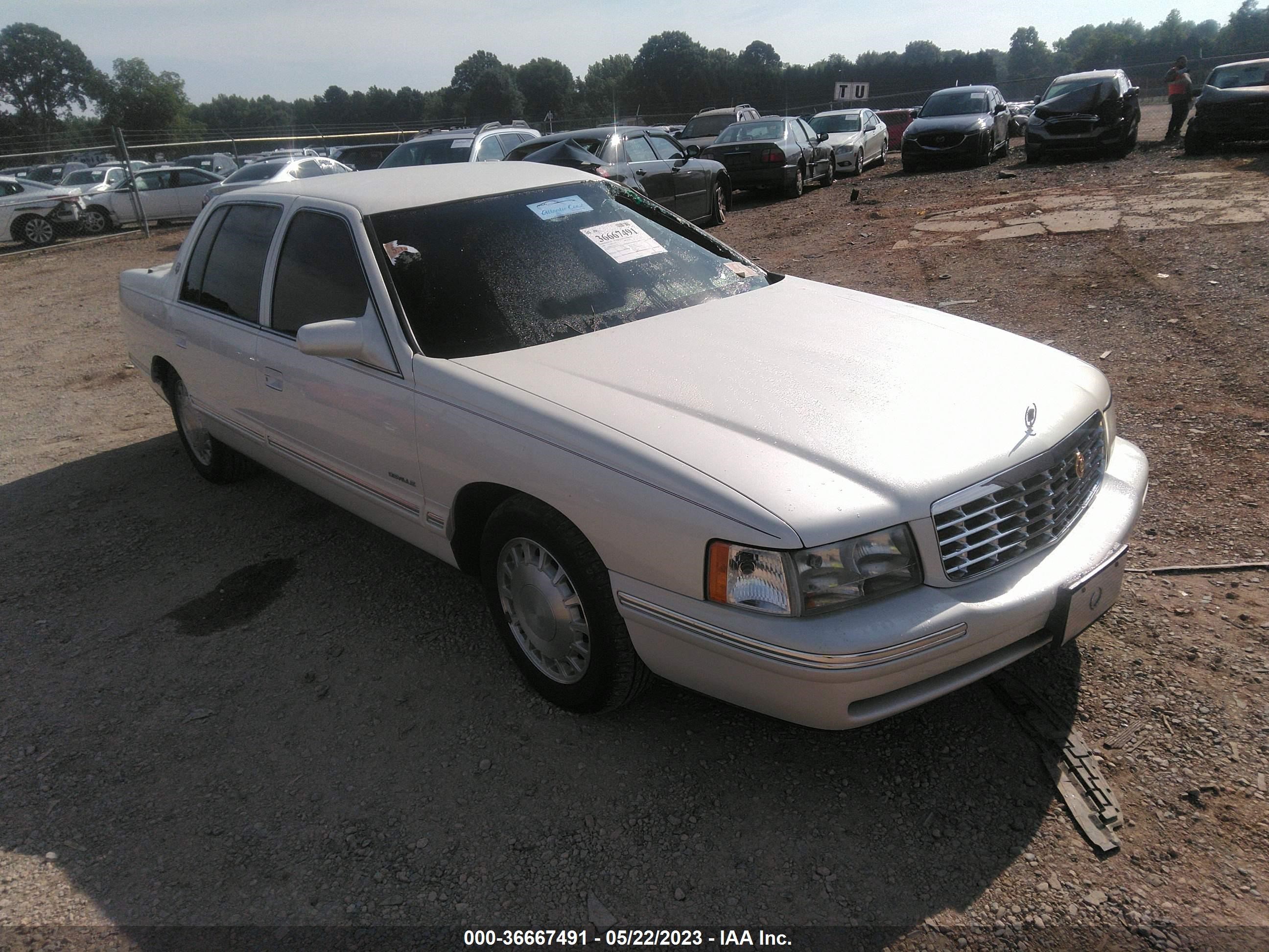 Photo 0 VIN: 1G6KD54Y3WU746585 - CADILLAC DE VILLE 