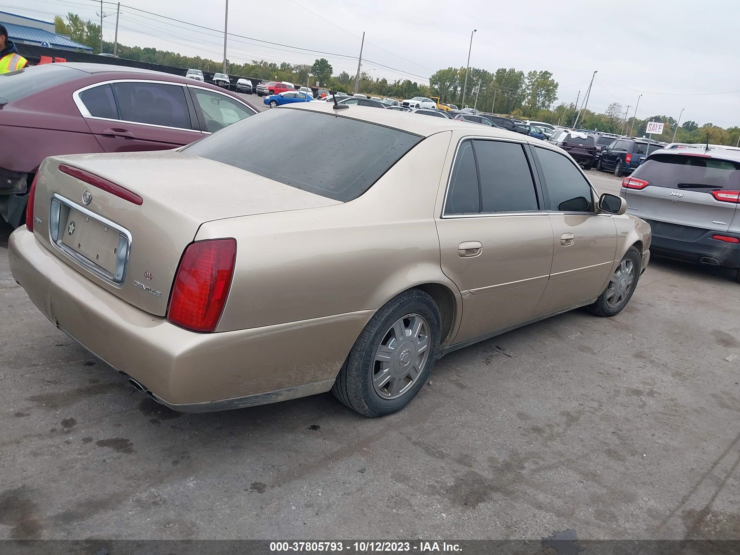 Photo 3 VIN: 1G6KD54Y45U172769 - CADILLAC DE VILLE 