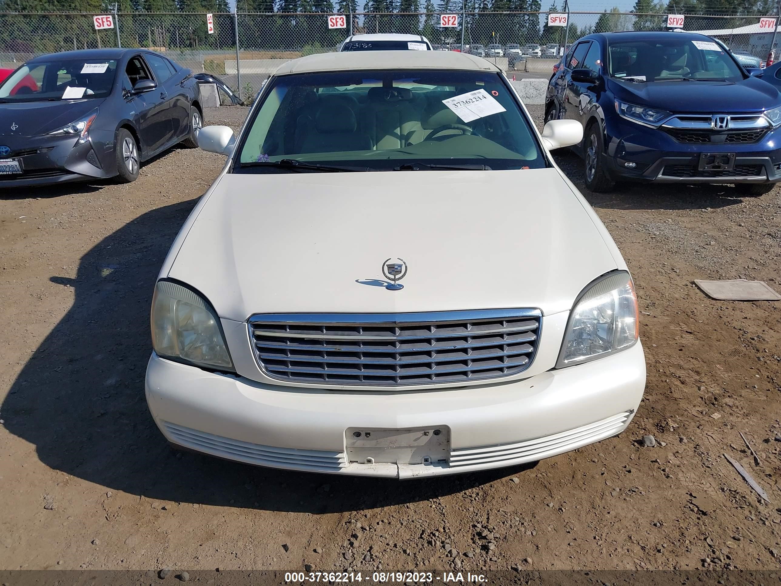 Photo 10 VIN: 1G6KD54Y53U122718 - CADILLAC DE VILLE 