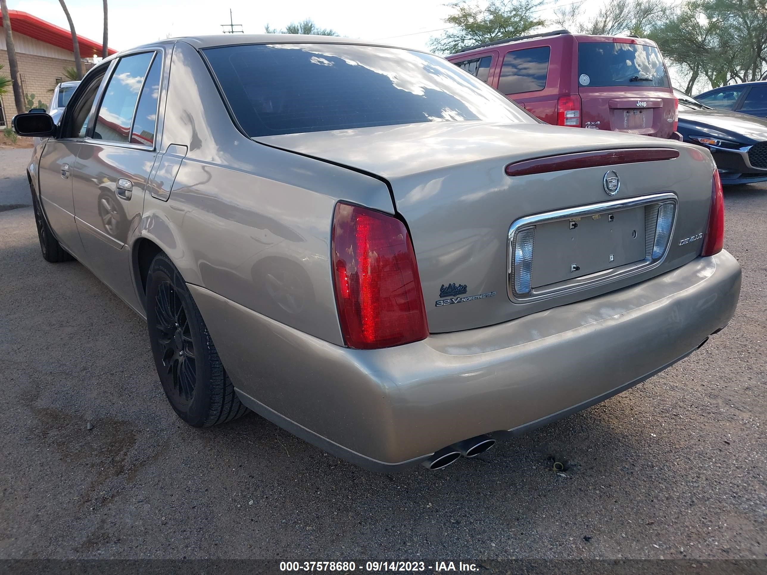 Photo 2 VIN: 1G6KD54Y53U174401 - CADILLAC DE VILLE 