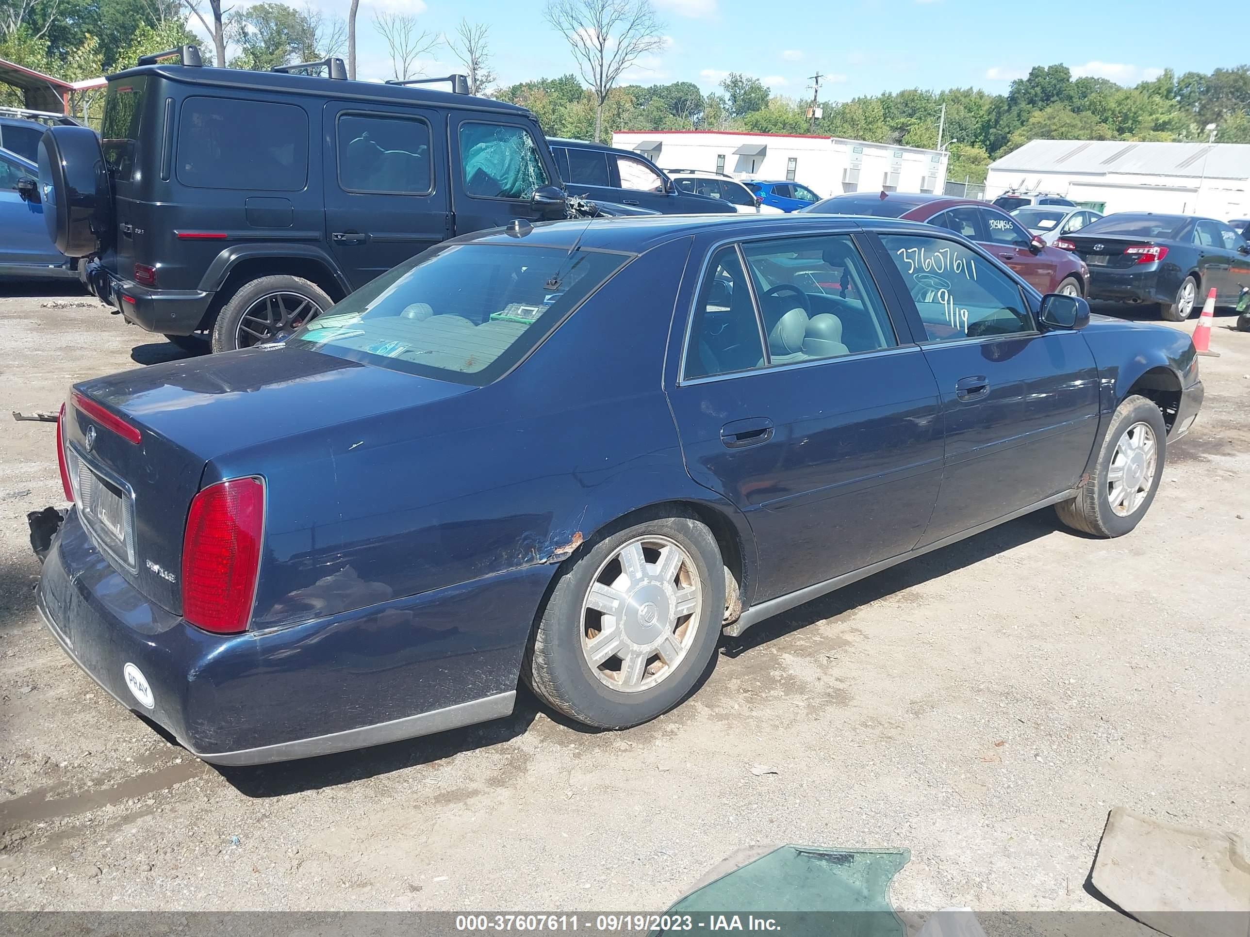 Photo 3 VIN: 1G6KD54Y54U246960 - CADILLAC DE VILLE 