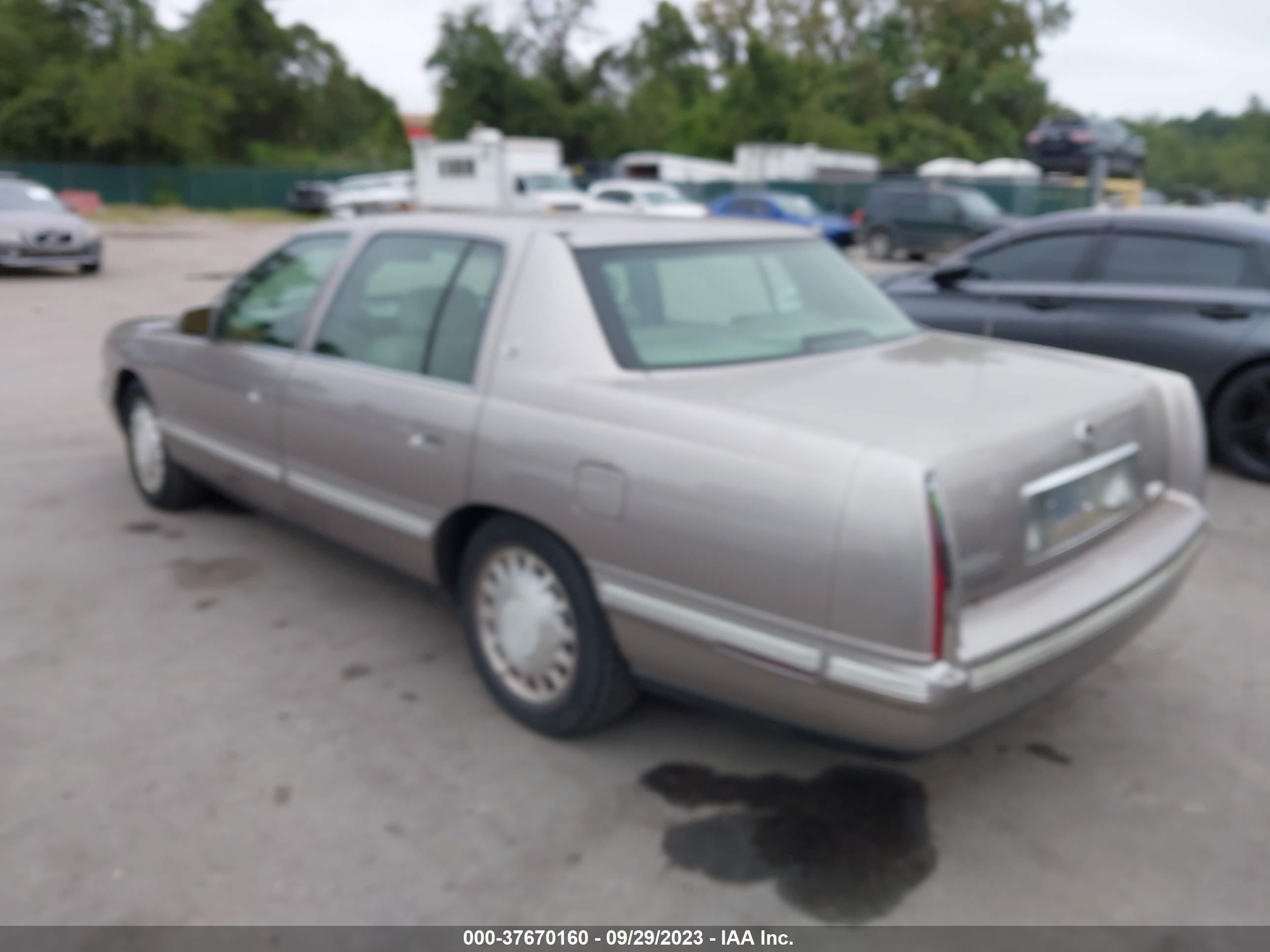 Photo 2 VIN: 1G6KD54Y6VU265938 - CADILLAC DE VILLE 