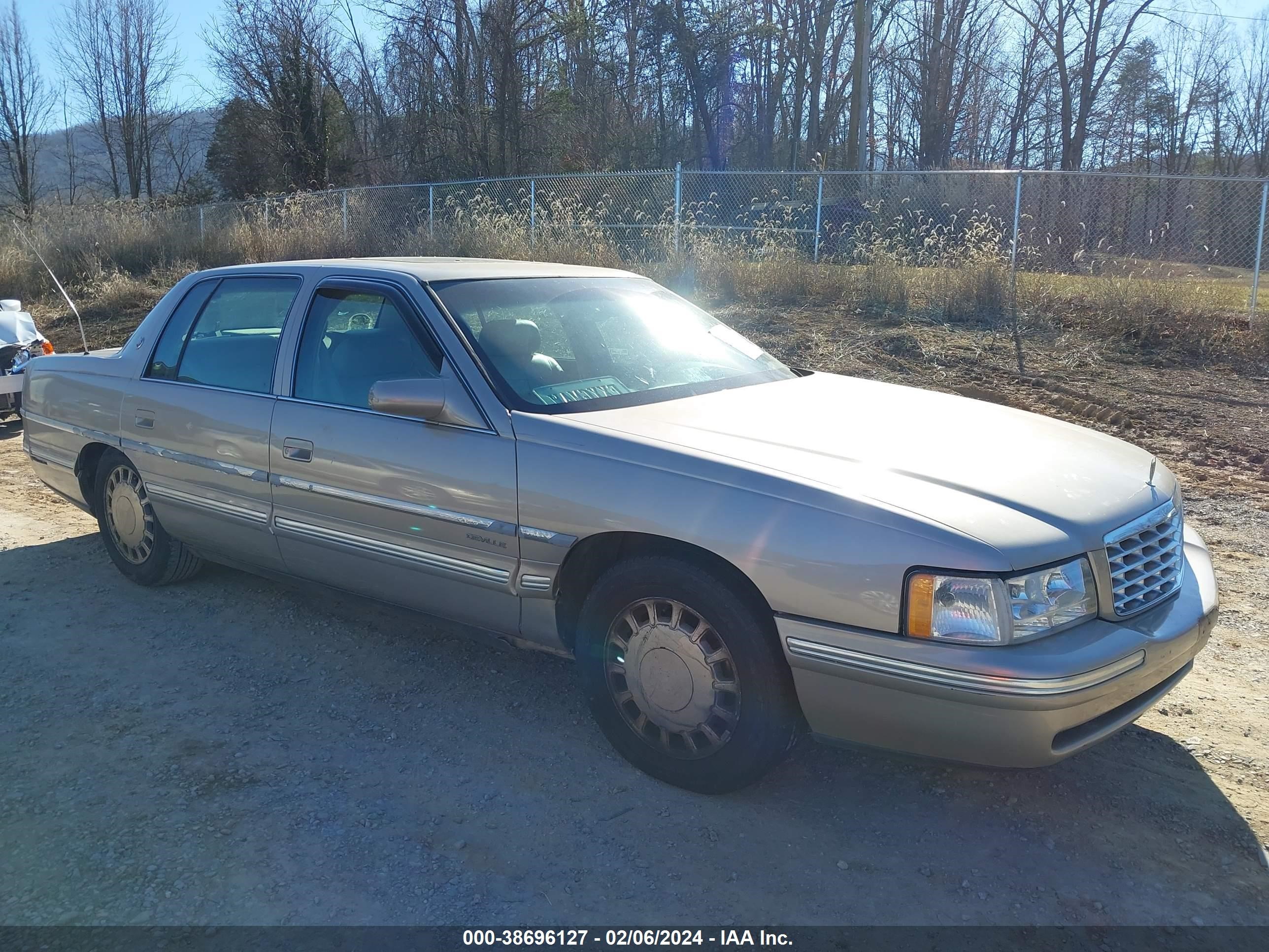 Photo 5 VIN: 1G6KD54Y6WU767589 - CADILLAC DE VILLE 