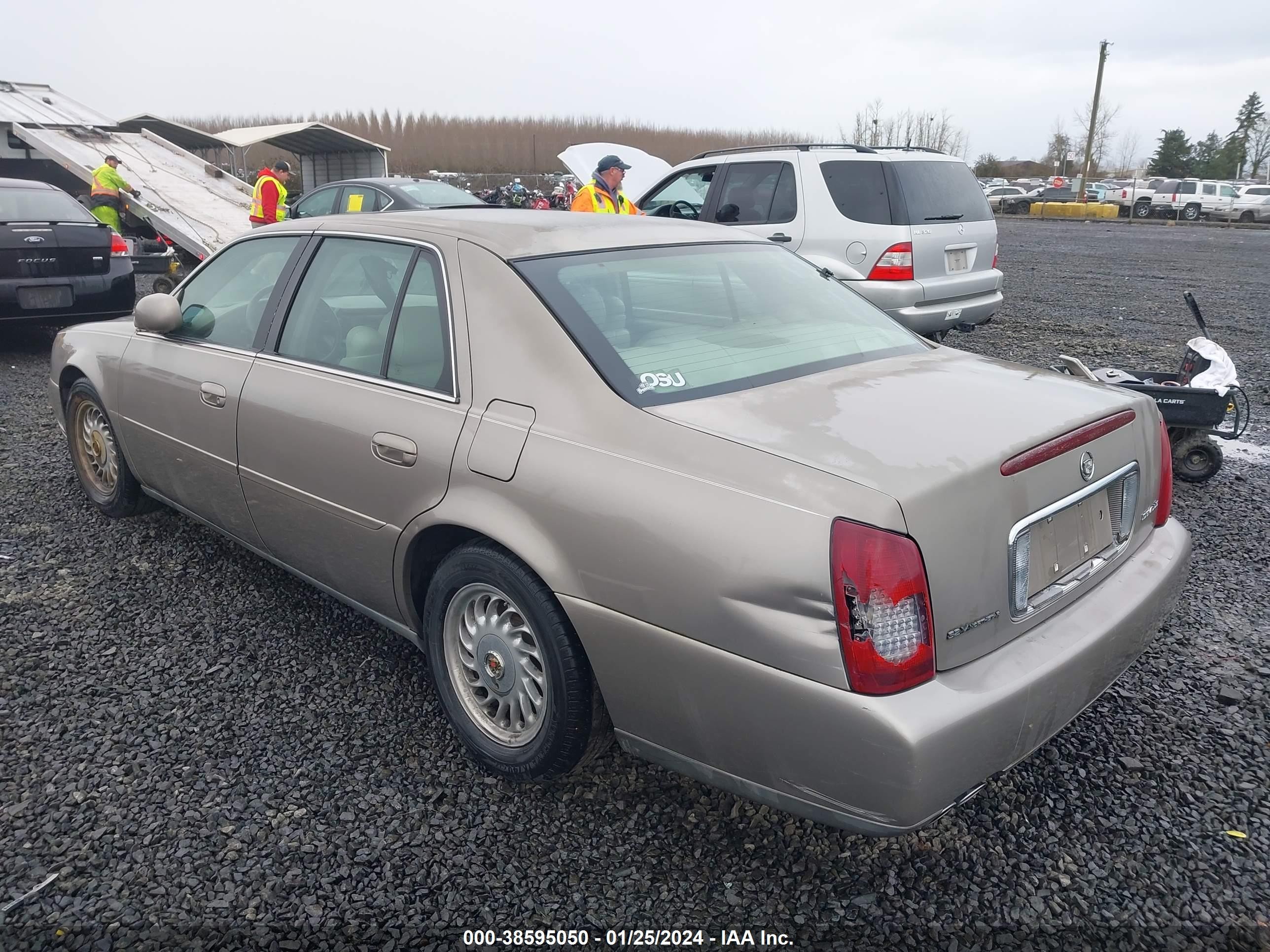 Photo 2 VIN: 1G6KD54Y73U224781 - CADILLAC DE VILLE 