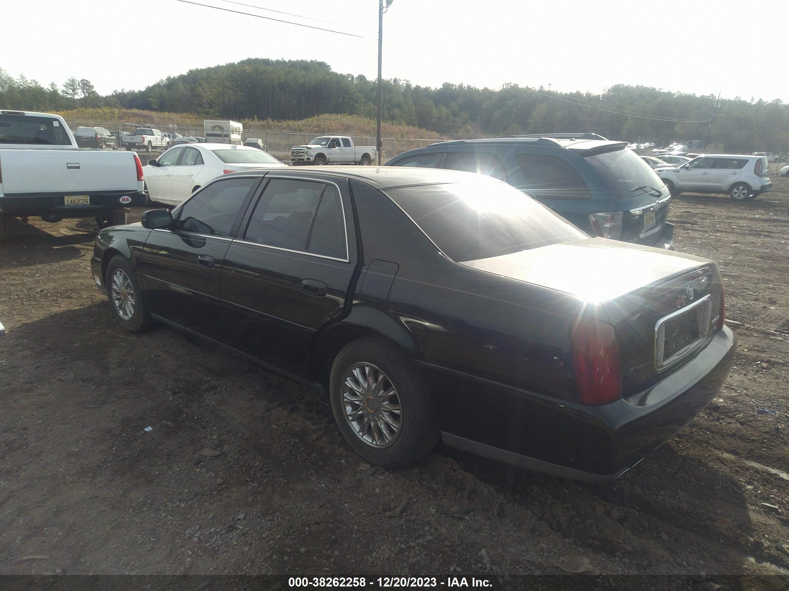 Photo 2 VIN: 1G6KD54Y82U268593 - CADILLAC DE VILLE 