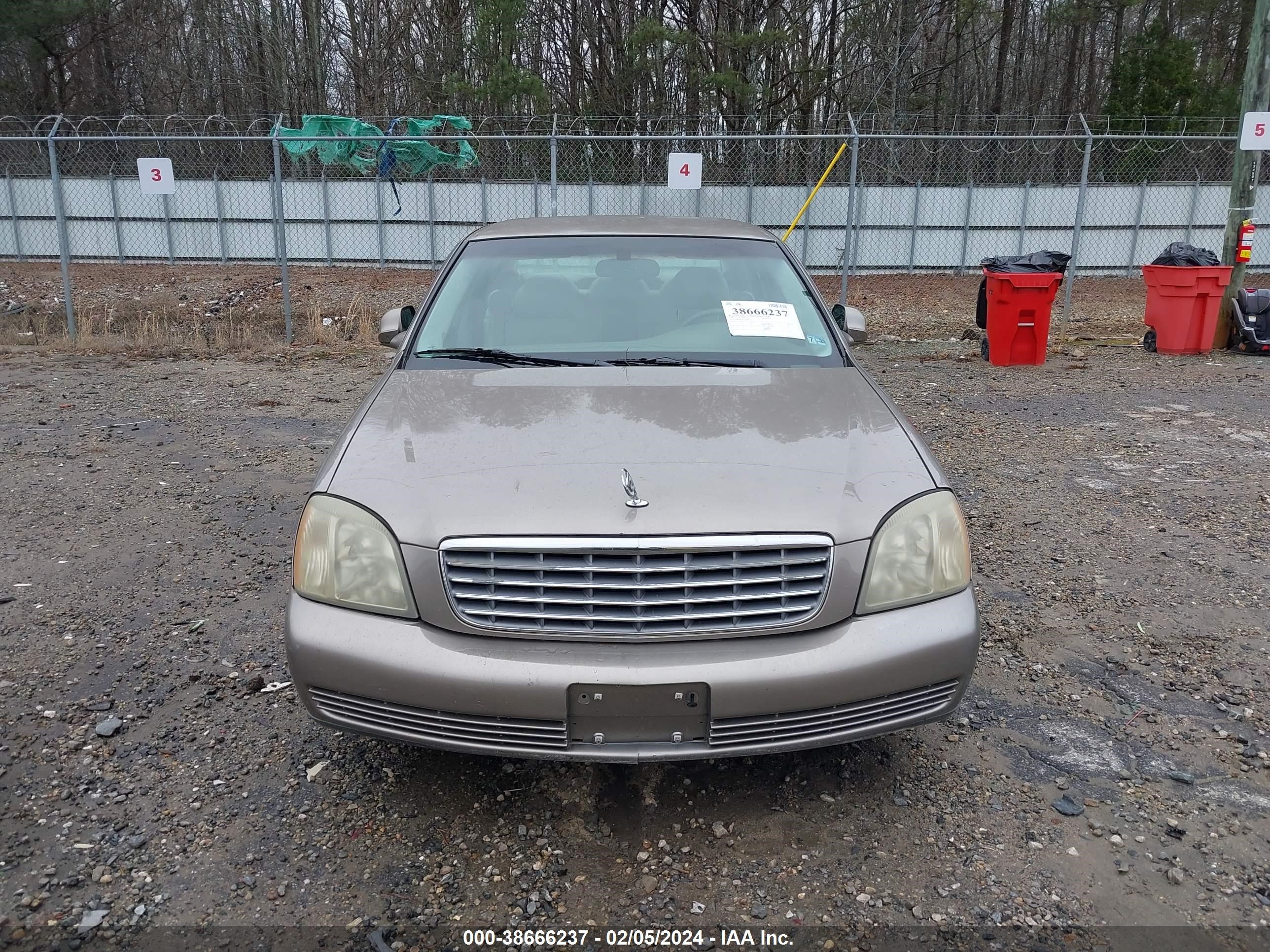 Photo 5 VIN: 1G6KD54Y83U209691 - CADILLAC DE VILLE 