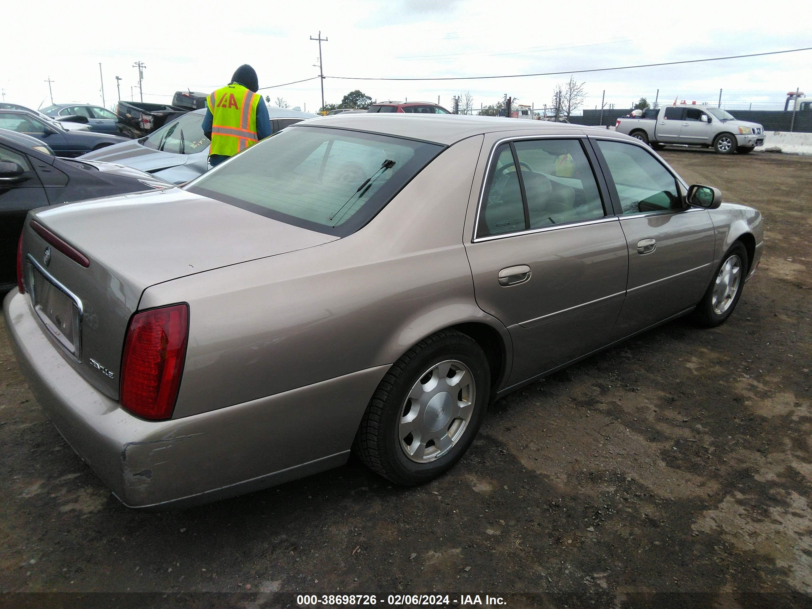 Photo 3 VIN: 1G6KD54Y91U225329 - CADILLAC DE VILLE 