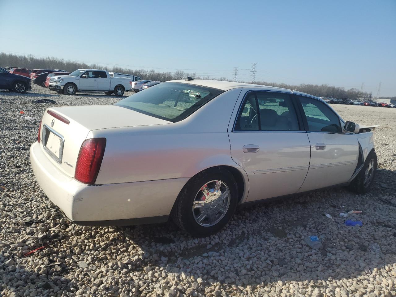 Photo 2 VIN: 1G6KD54Y93U128005 - CADILLAC DE VILLE 