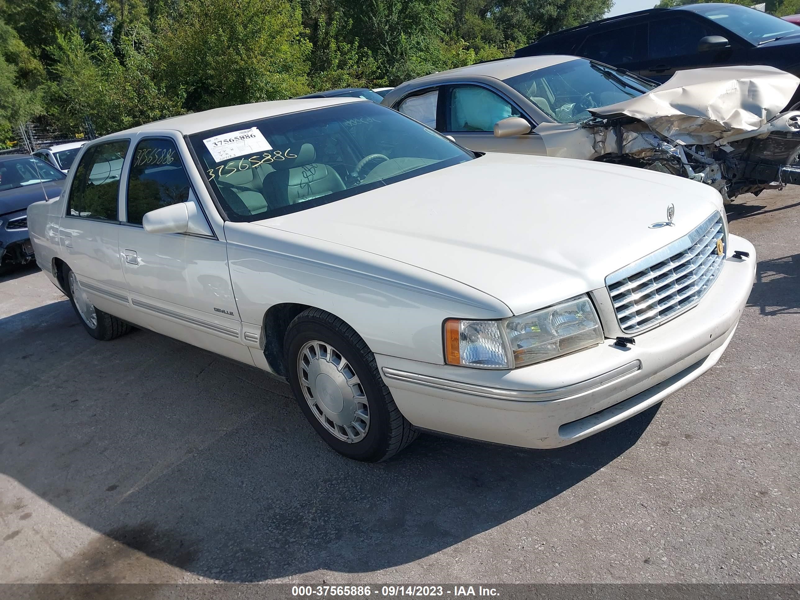 Photo 0 VIN: 1G6KD54Y9VU246588 - CADILLAC DE VILLE 