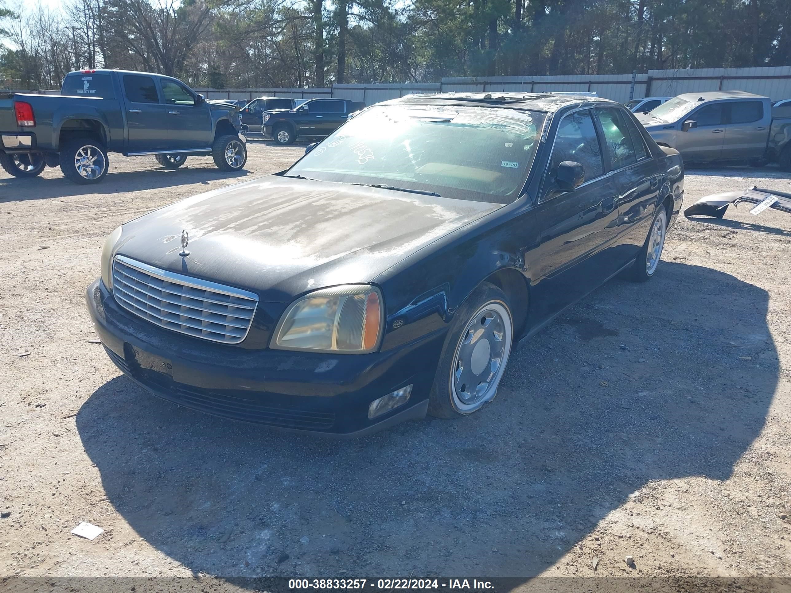 Photo 2 VIN: 1G6KD54YX3U155780 - CADILLAC DE VILLE 