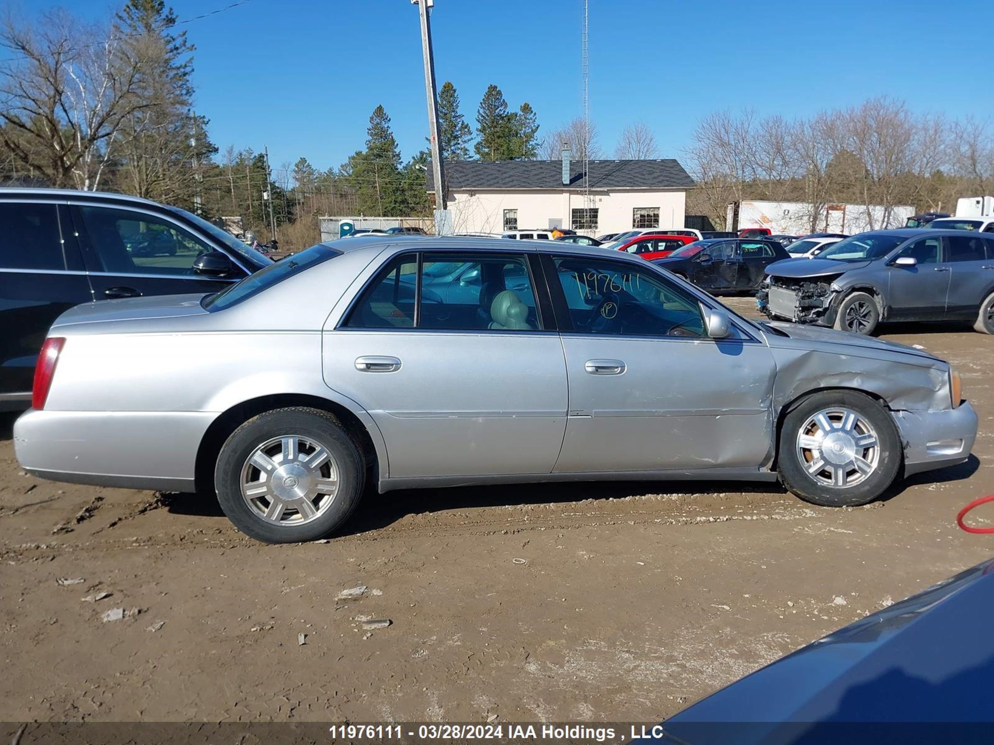 Photo 12 VIN: 1G6KD54YX3U252865 - CADILLAC DE VILLE 