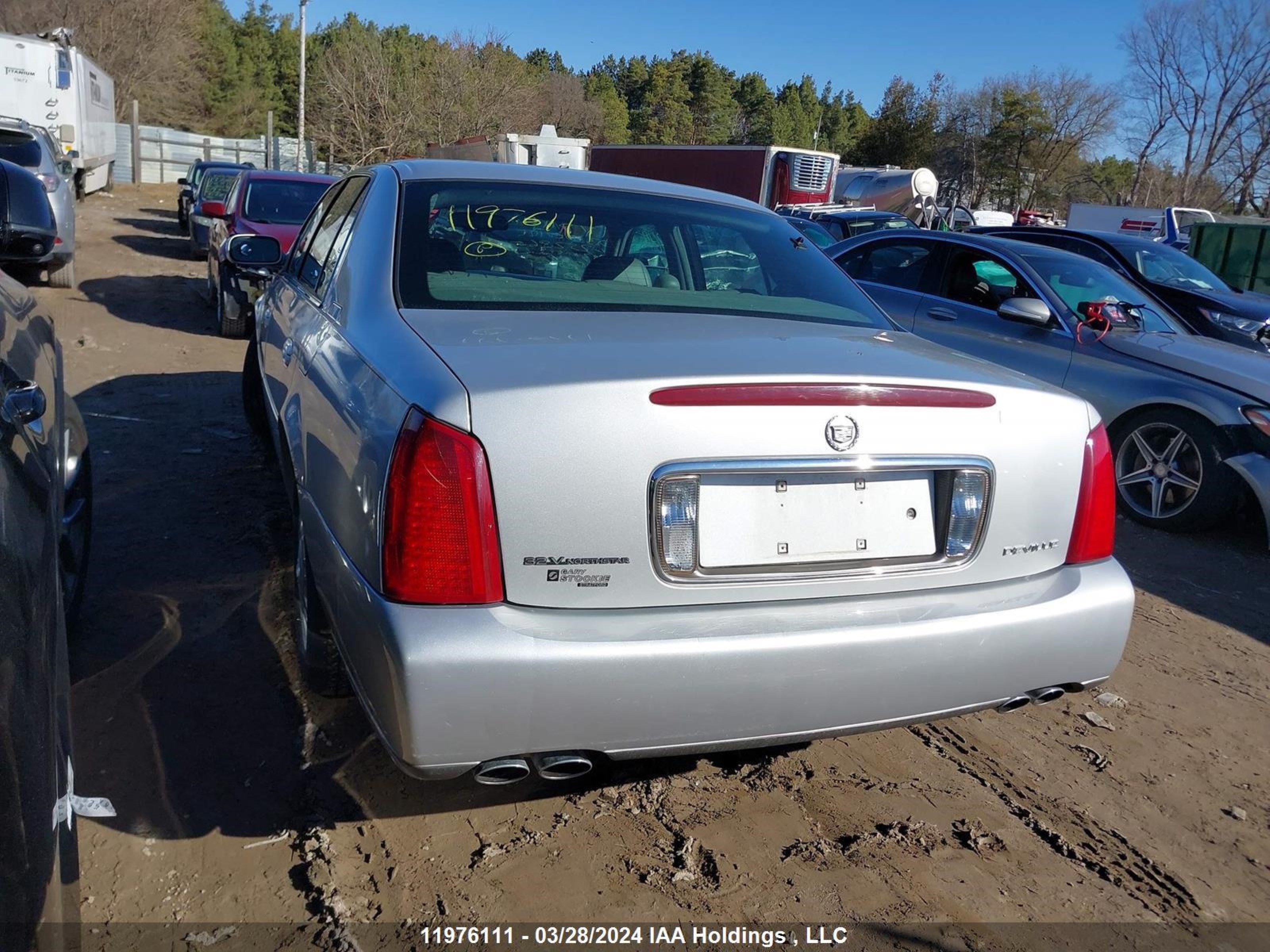 Photo 2 VIN: 1G6KD54YX3U252865 - CADILLAC DE VILLE 