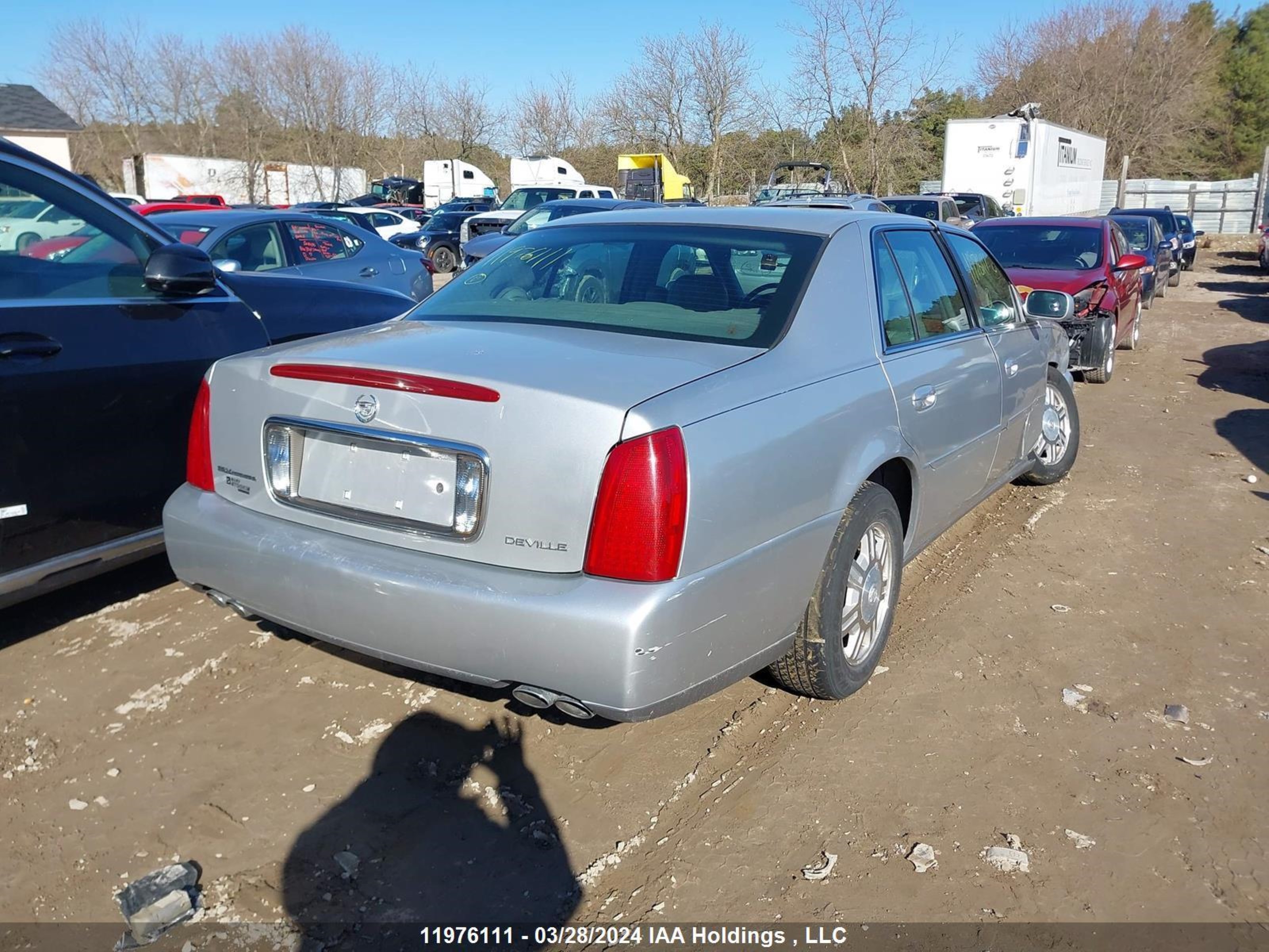 Photo 3 VIN: 1G6KD54YX3U252865 - CADILLAC DE VILLE 