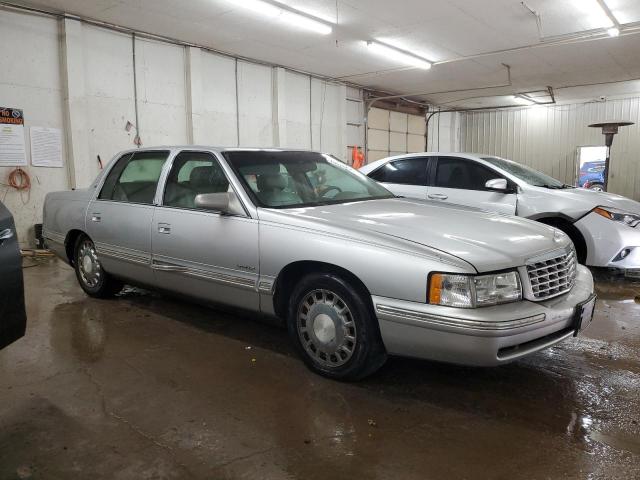 Photo 3 VIN: 1G6KD54YXXU796773 - CADILLAC DEVILLE 