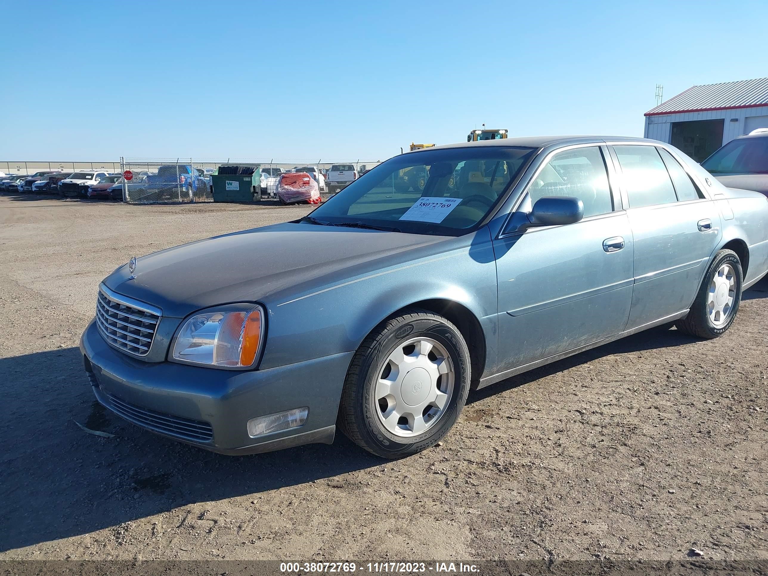 Photo 1 VIN: 1G6KD54YXYU250721 - CADILLAC DE VILLE 